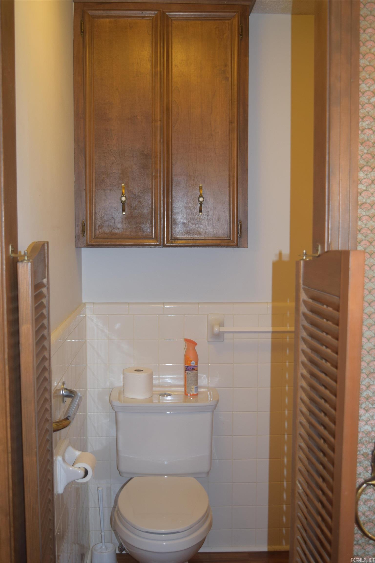 EAST MEADOW - Residential