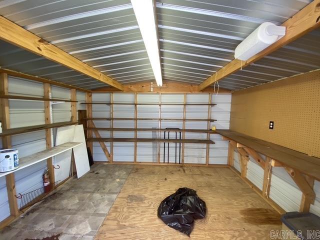 EAST MEADOW - Residential