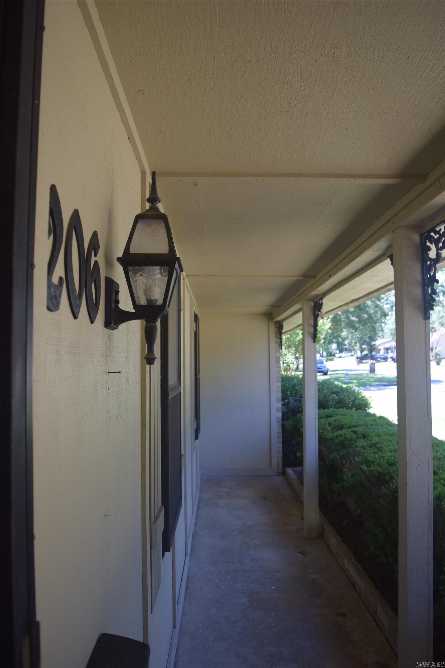 EAST MEADOW - Residential