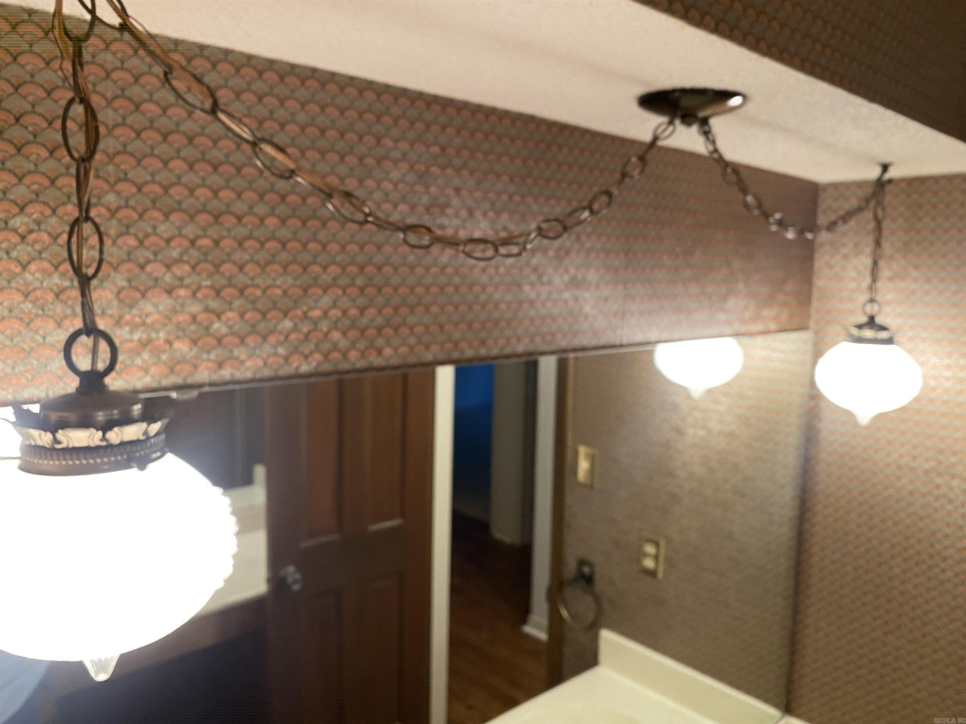 EAST MEADOW - Residential