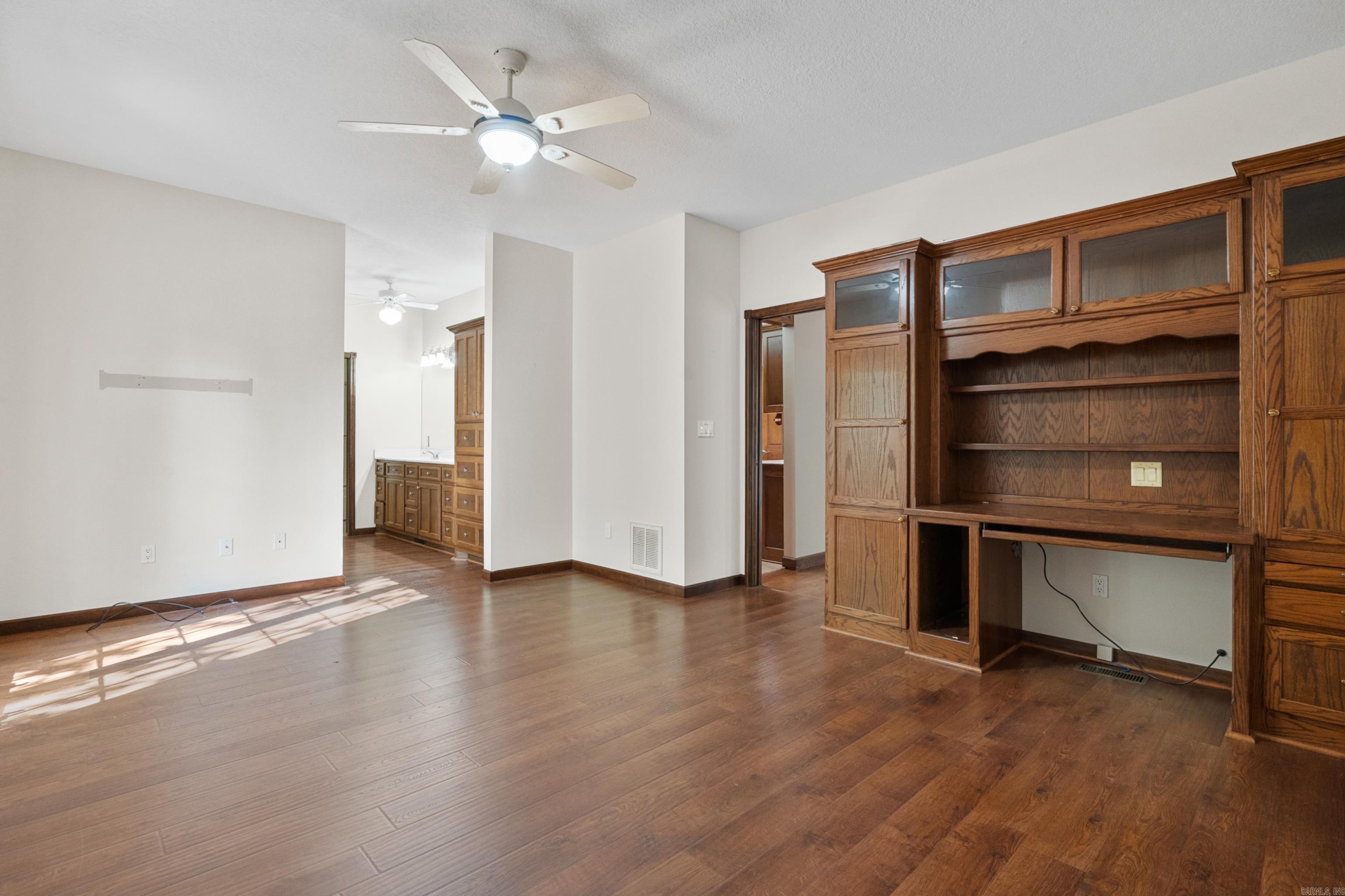 Guindola - Residential