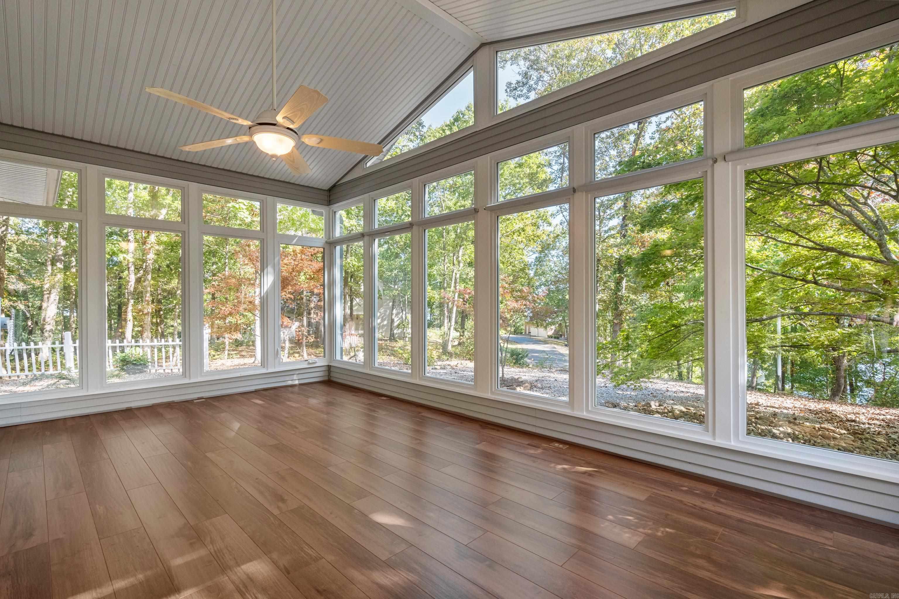 Guindola - Residential