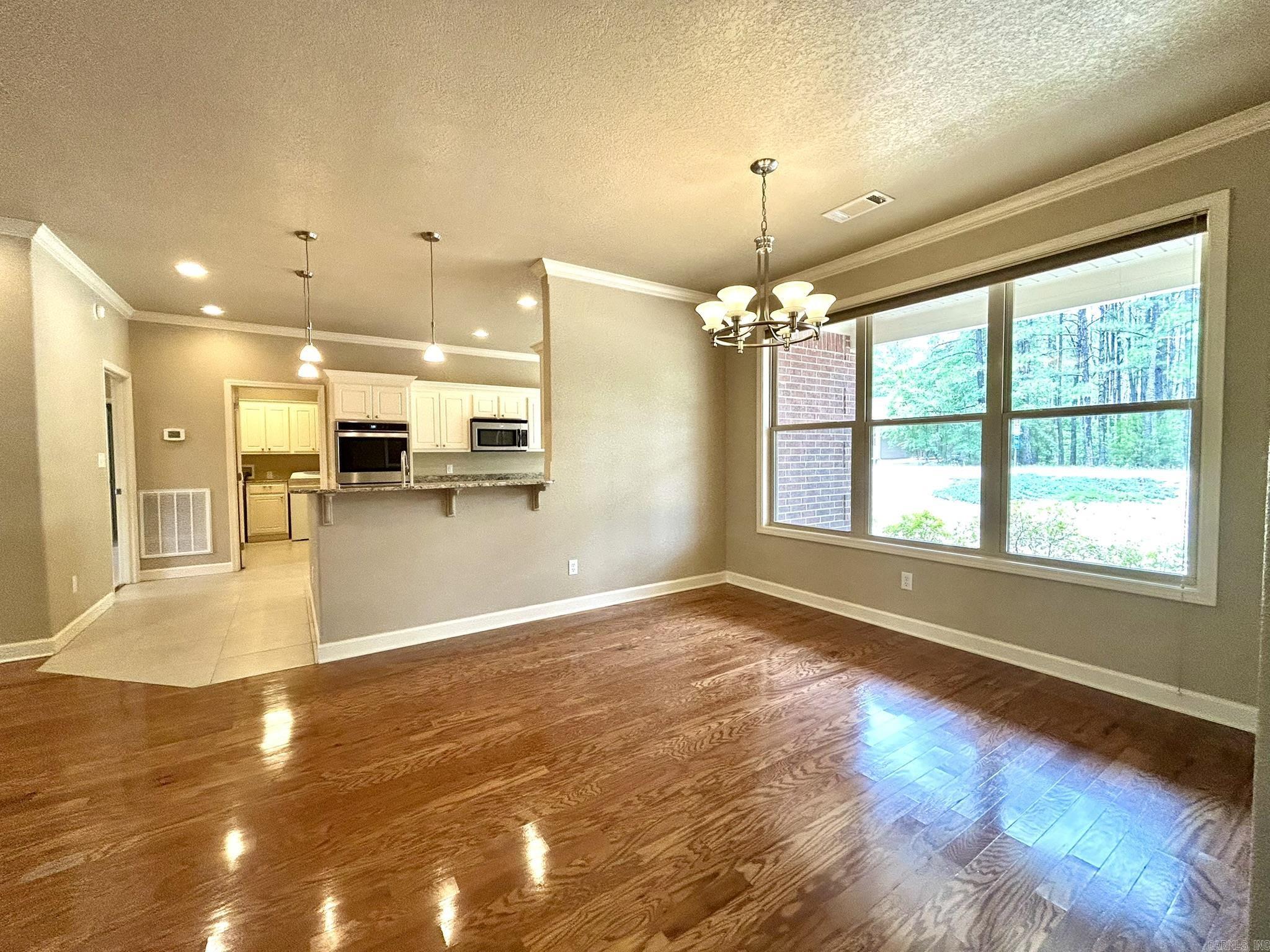 Isabella - Residential