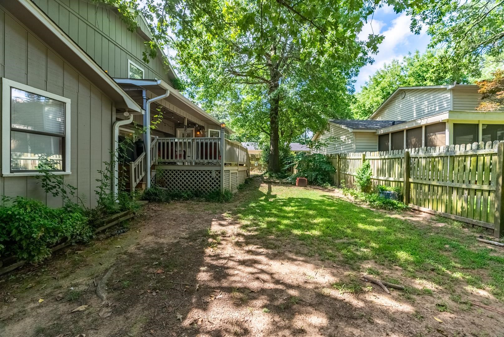 PEBBLE BEACH PARK - Residential