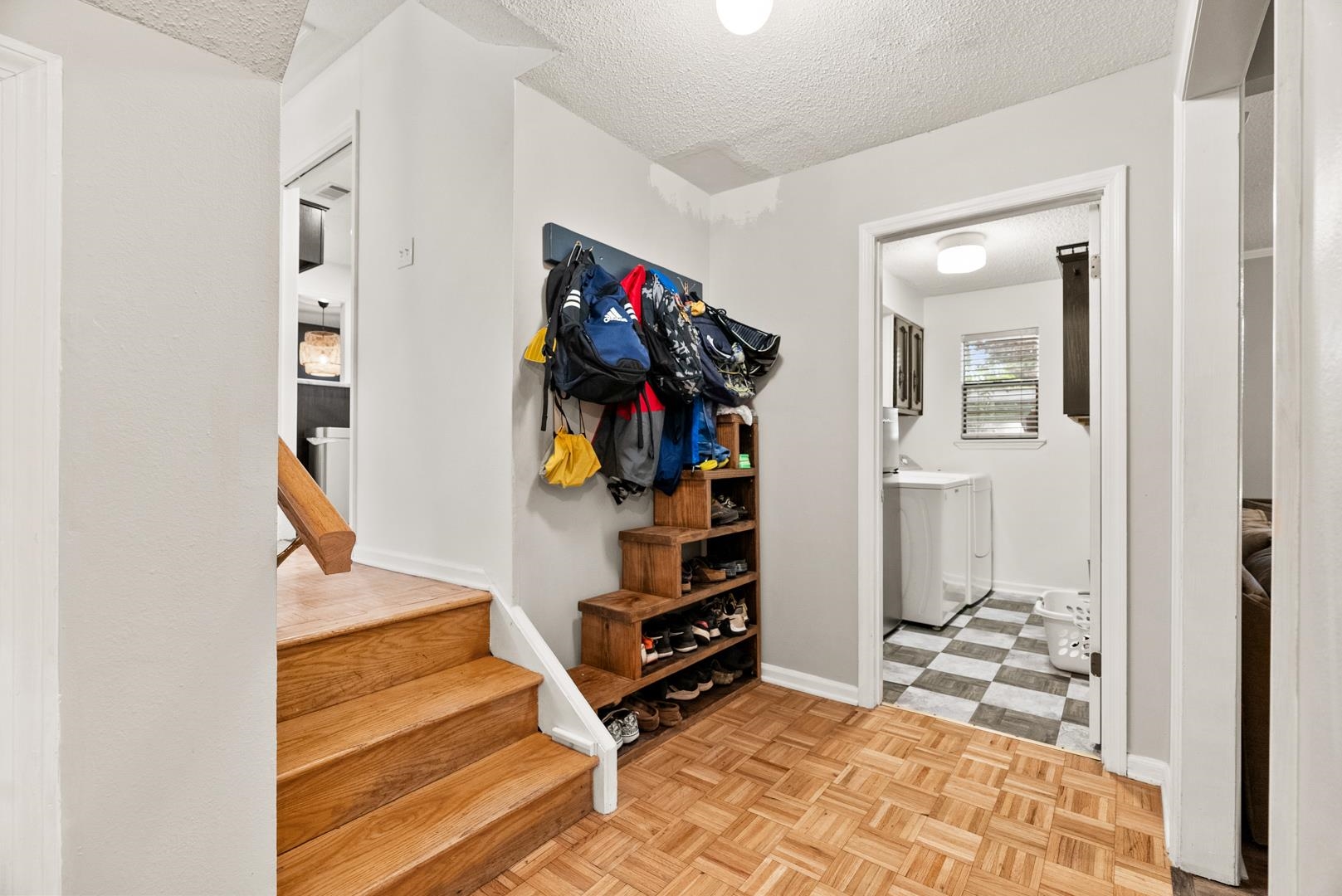 PEBBLE BEACH PARK - Residential