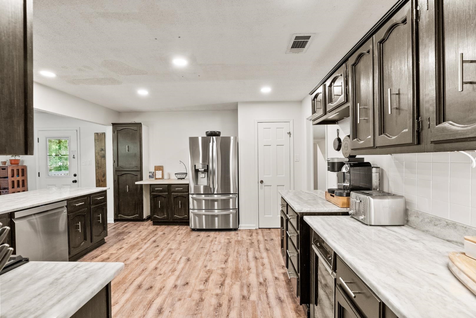 PEBBLE BEACH PARK - Residential