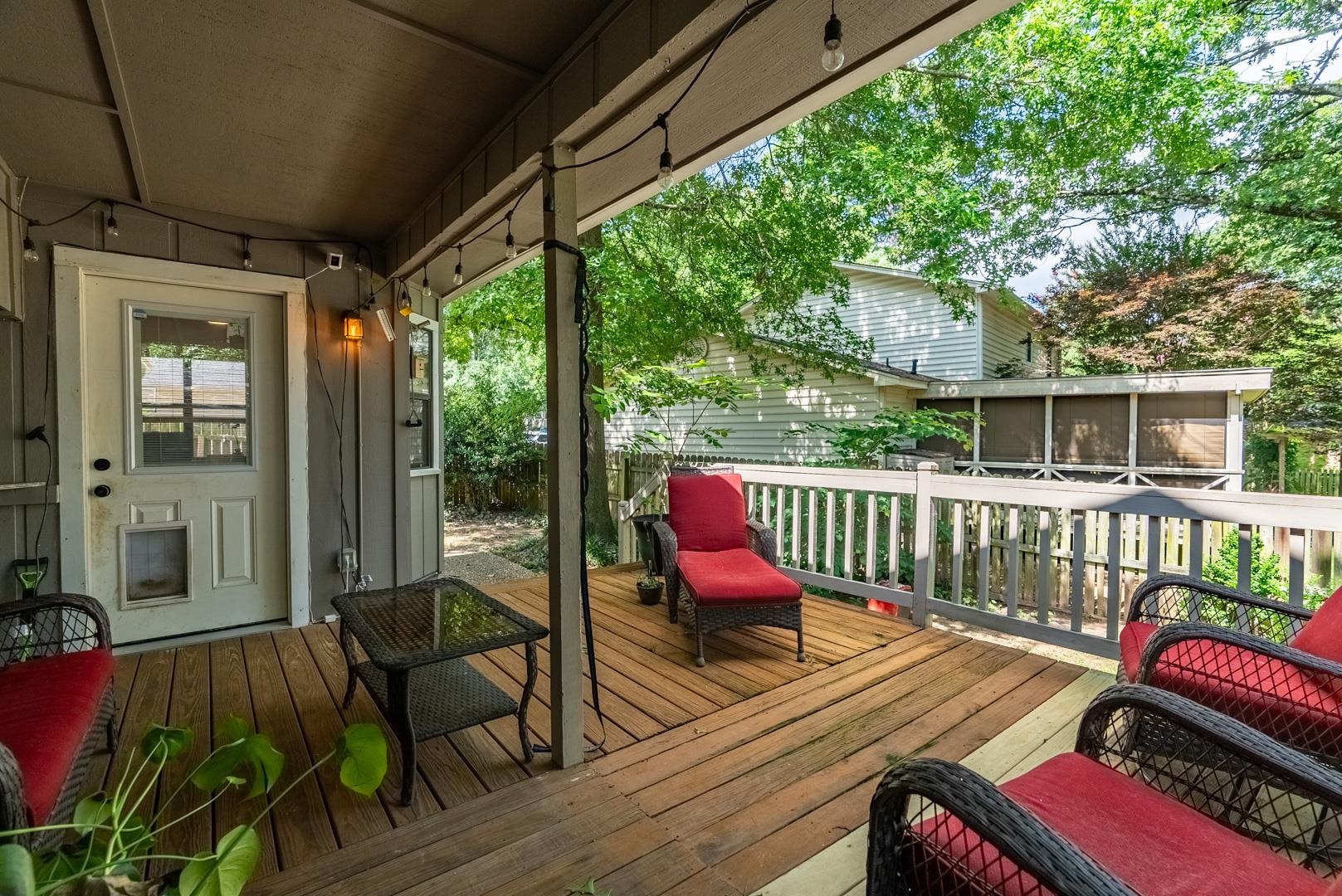 PEBBLE BEACH PARK - Residential