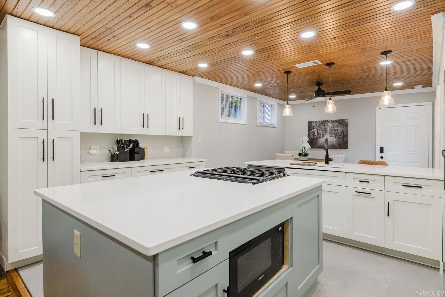 MOUNTAIN PARK - Residential