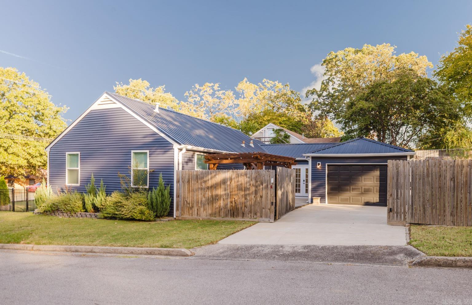 MOUNTAIN PARK - Residential