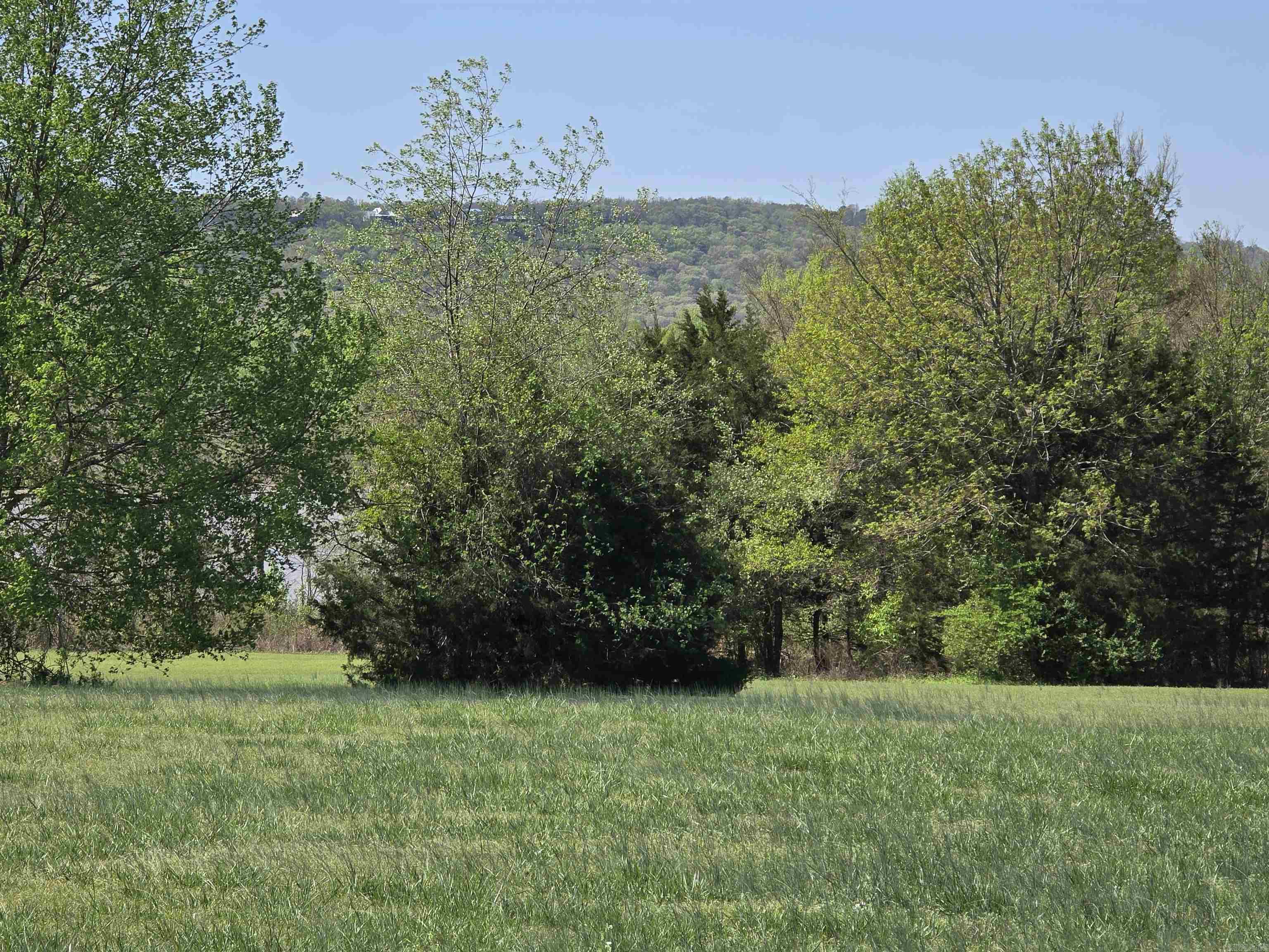 Landing at Emerald Isle - Land