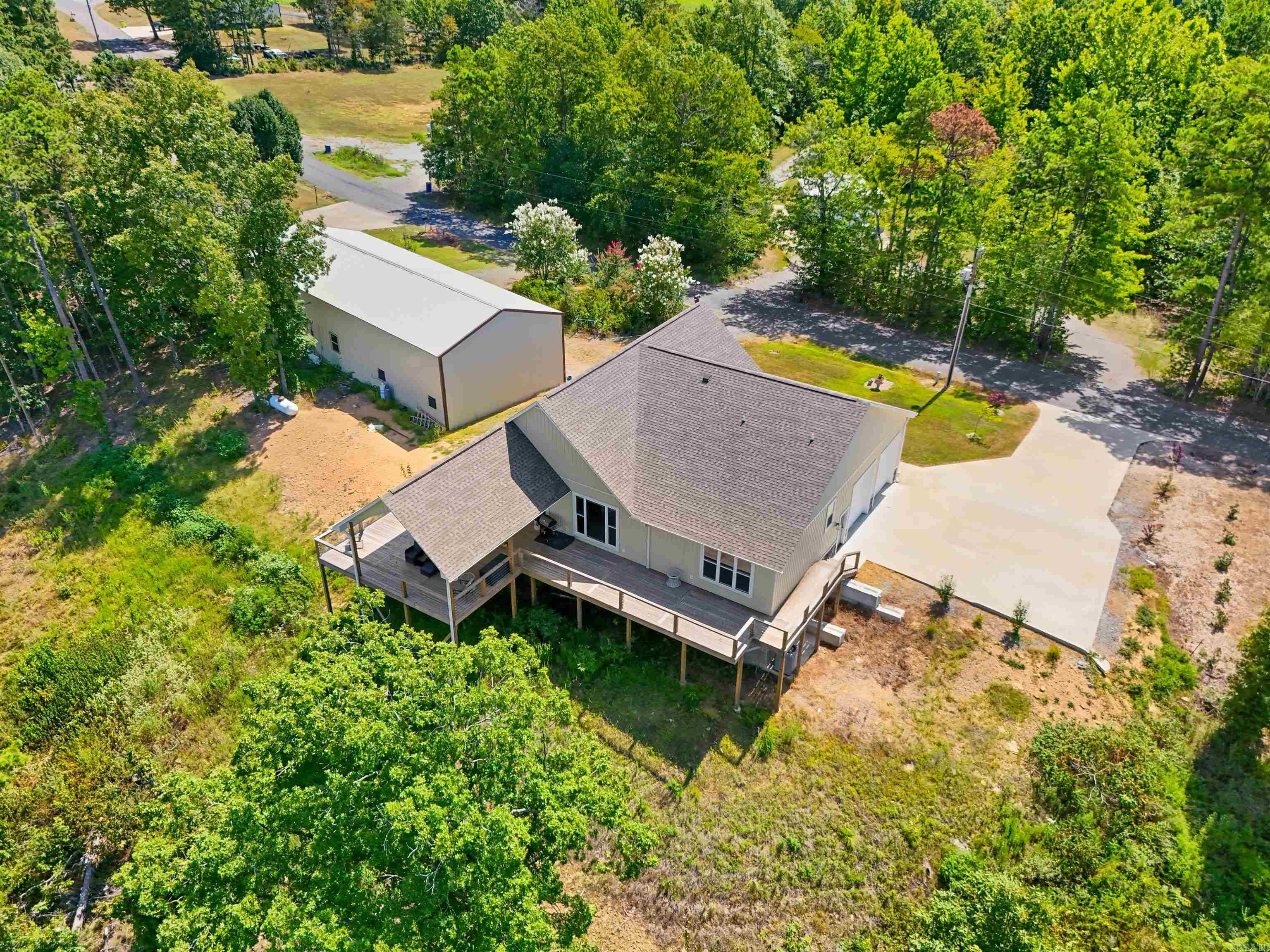 SOUTHWEST SHORES - Residential