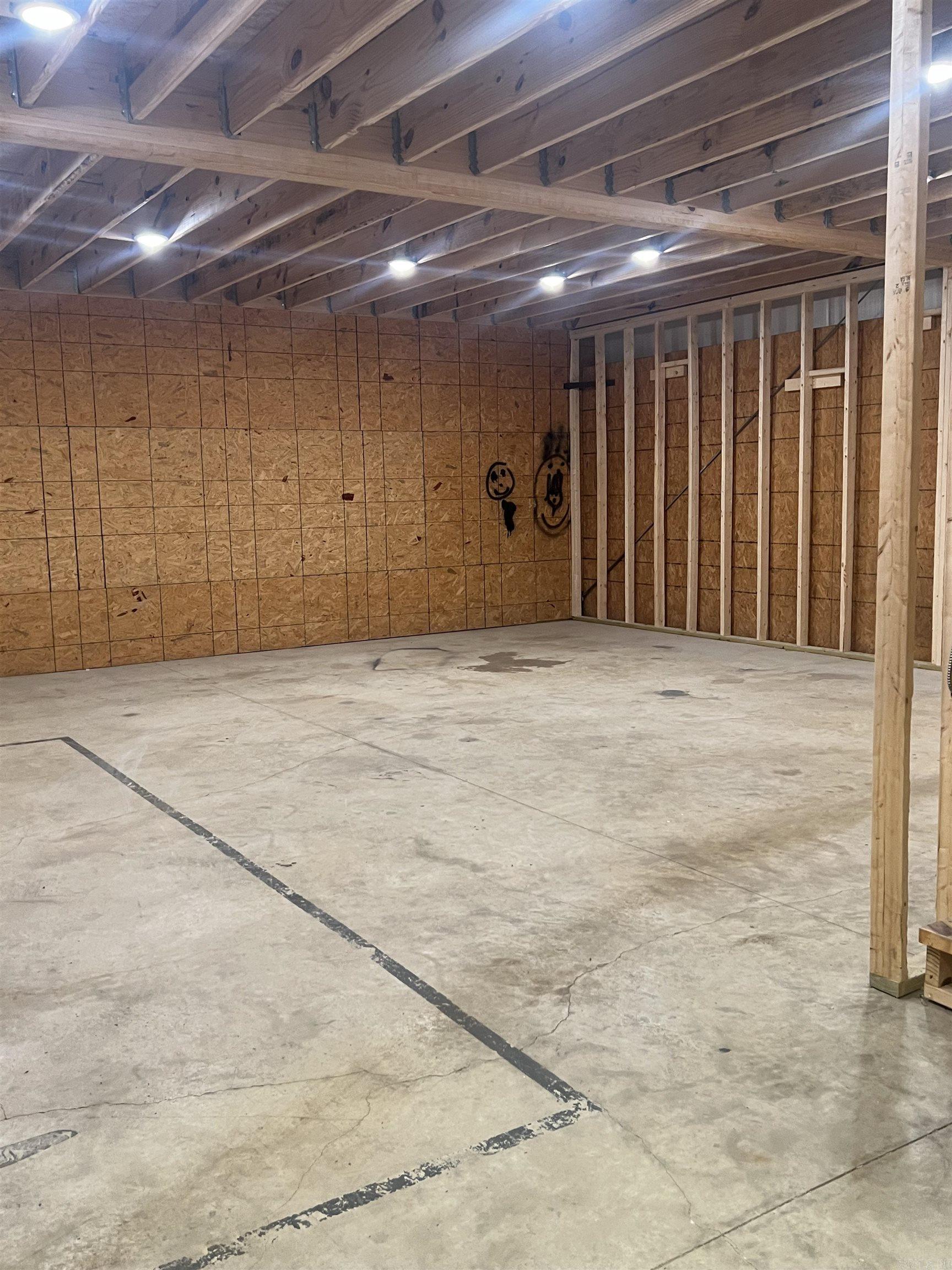 Metes & Bounds - Commercial Sale