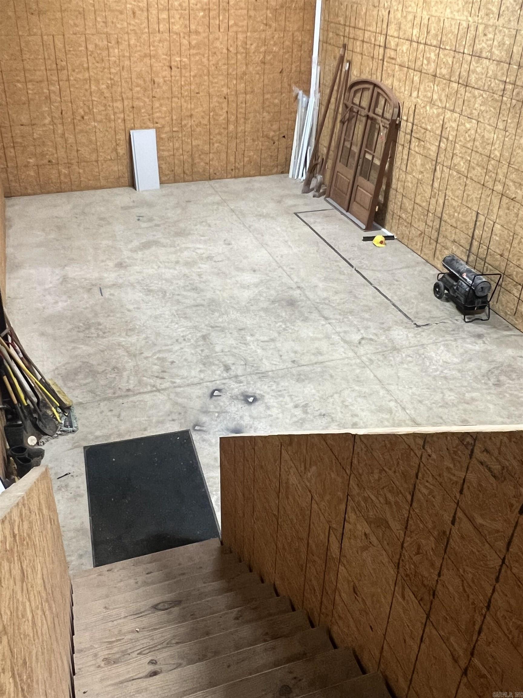 Metes & Bounds - Commercial Sale