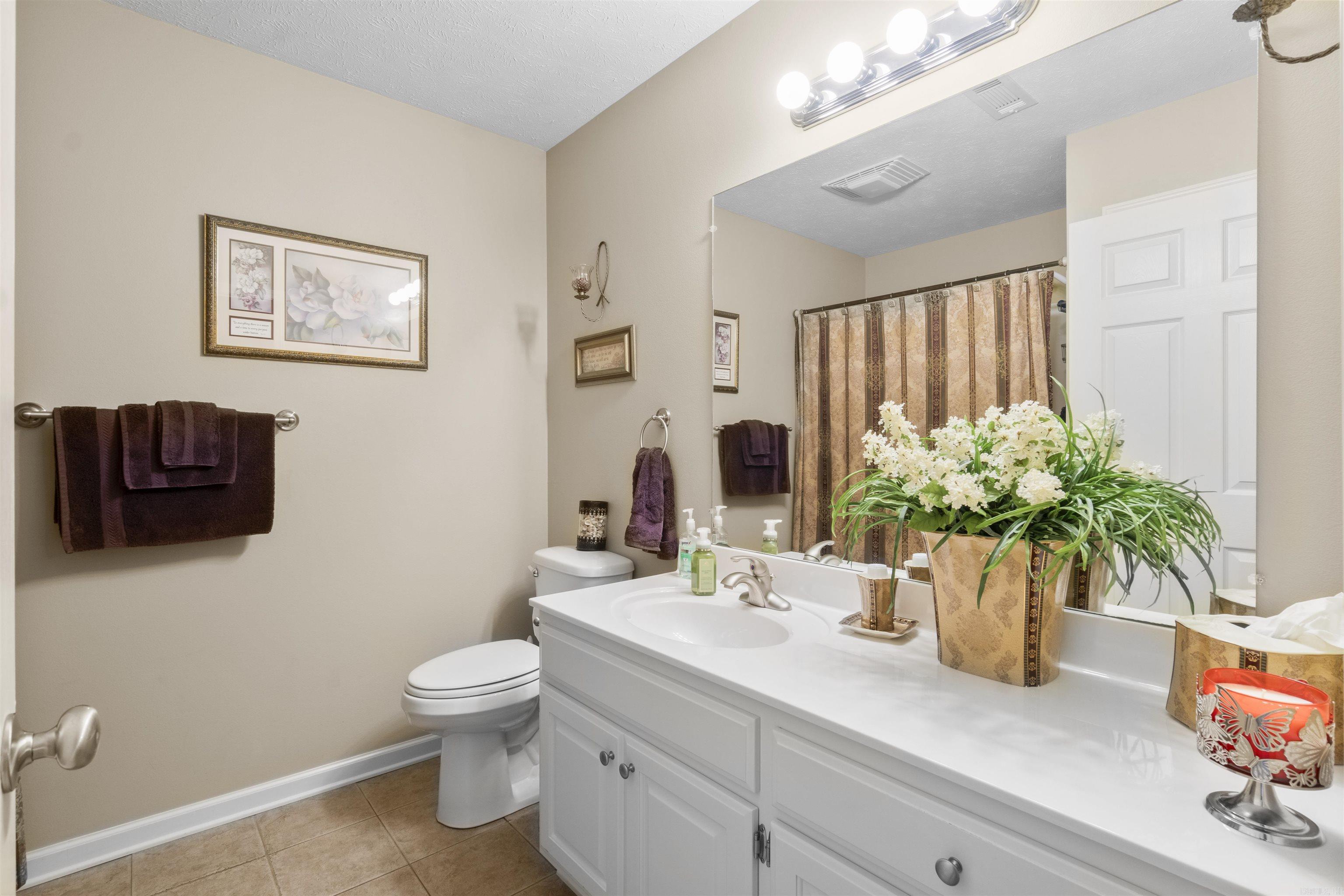 SKYLINE MEADOWS - Residential