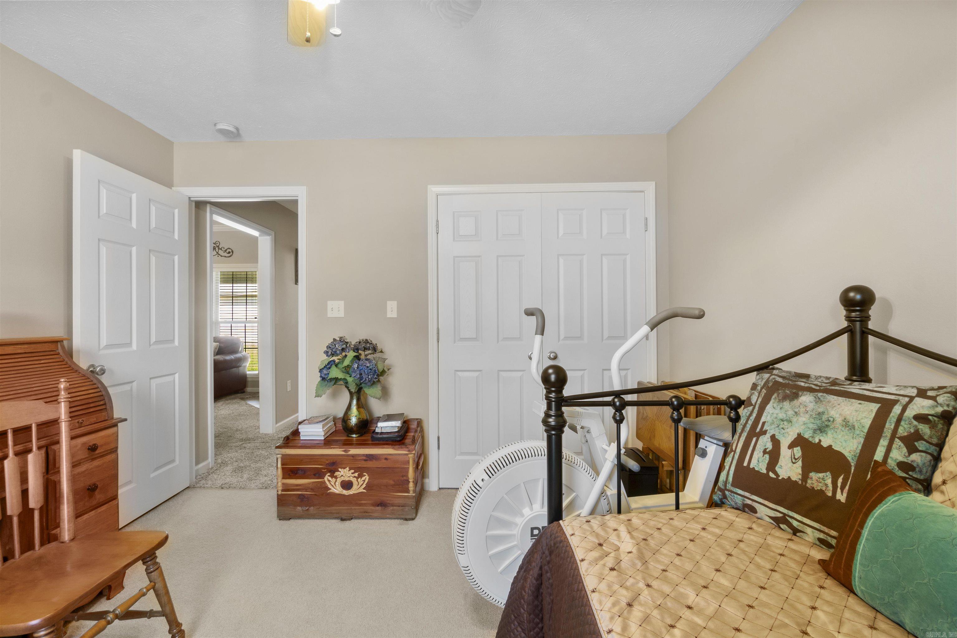 SKYLINE MEADOWS - Residential