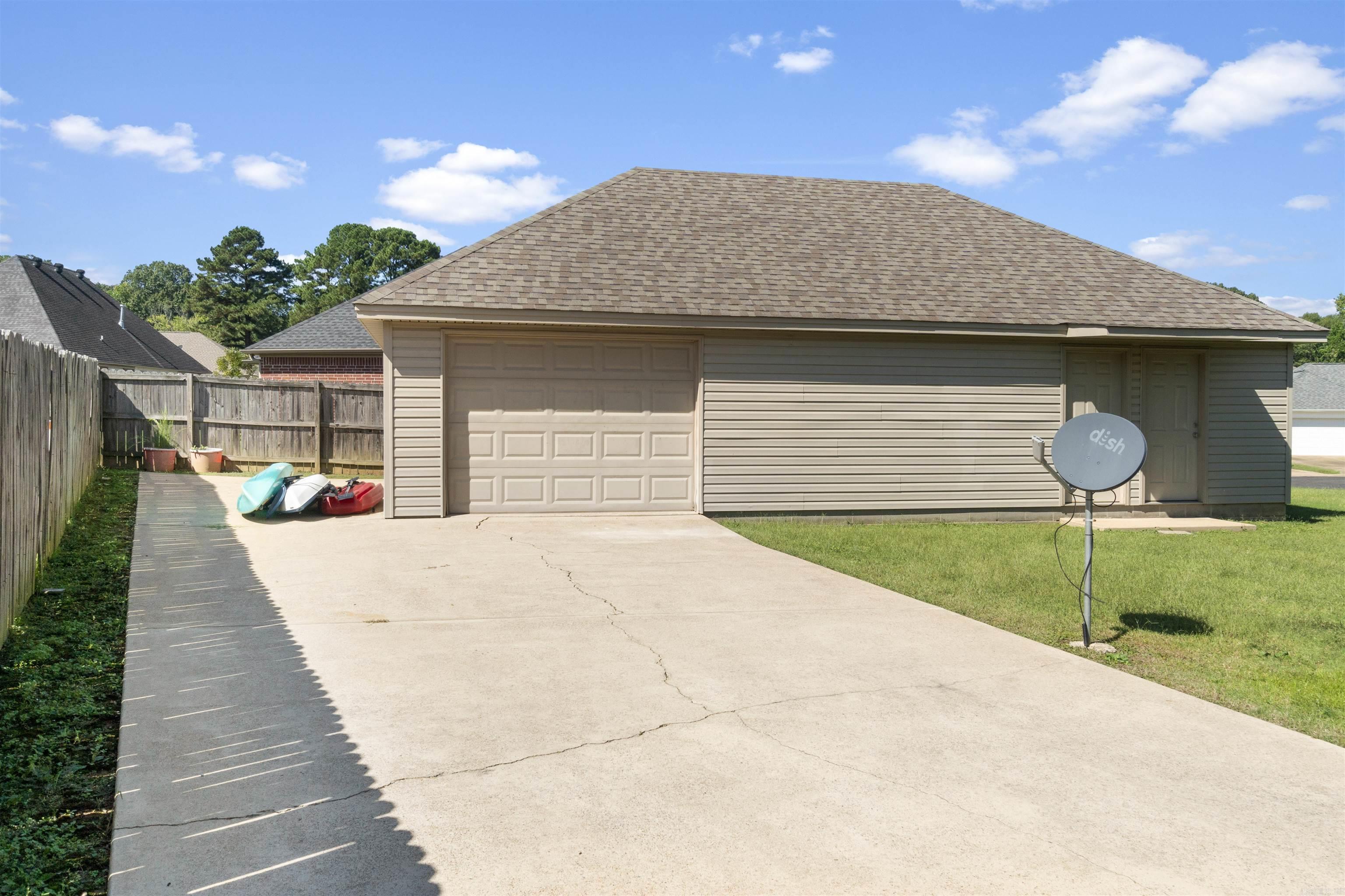 SKYLINE MEADOWS - Residential