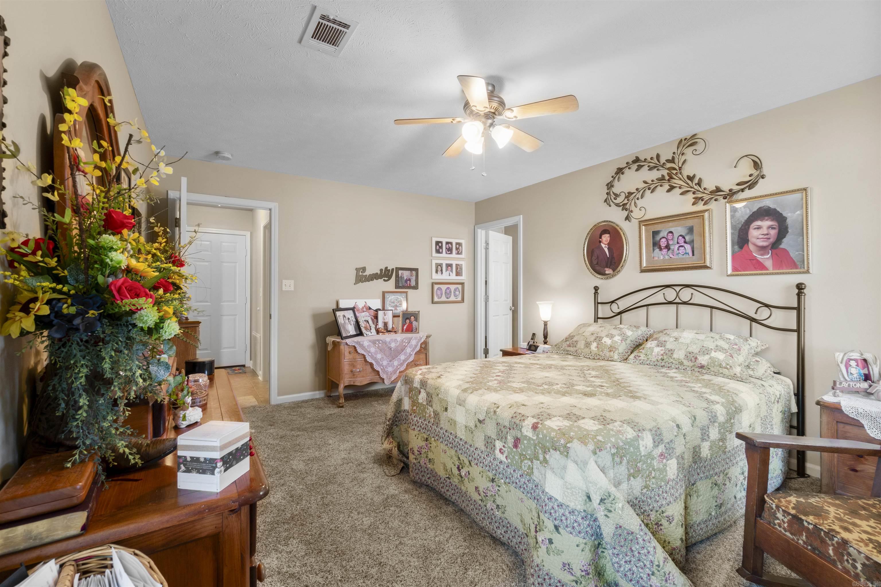 SKYLINE MEADOWS - Residential