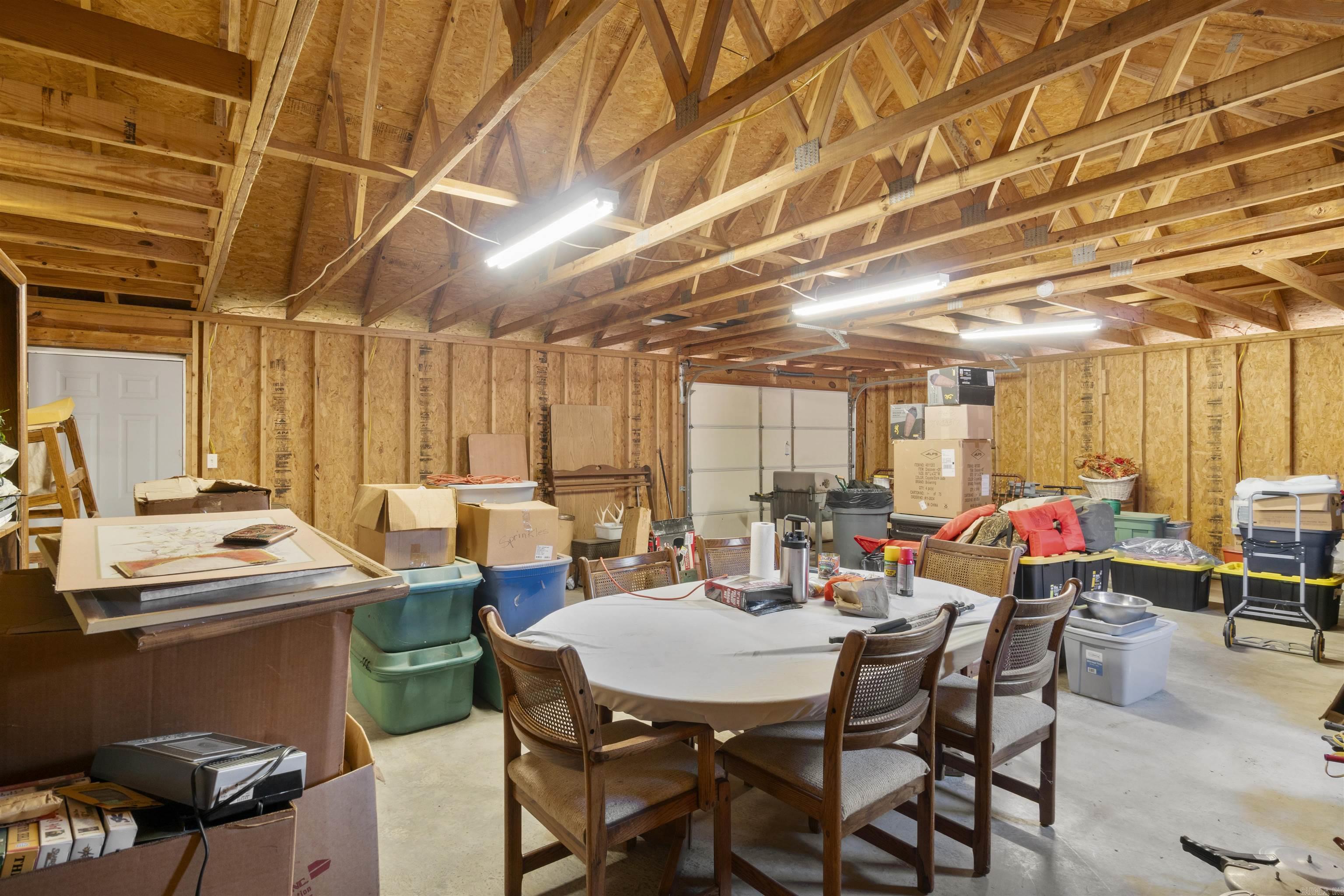 SKYLINE MEADOWS - Residential