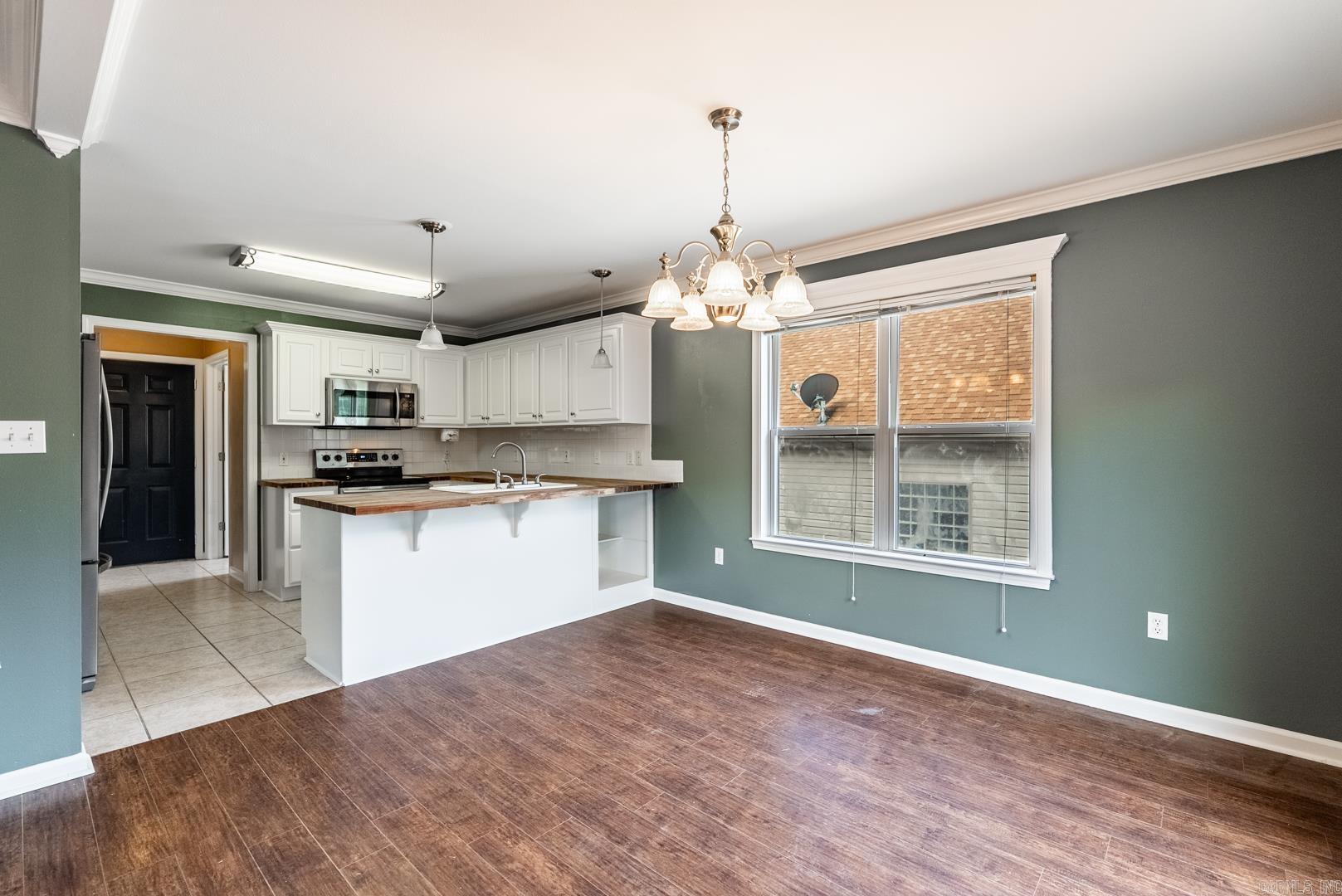 NORTH POINTE ADDN - Residential