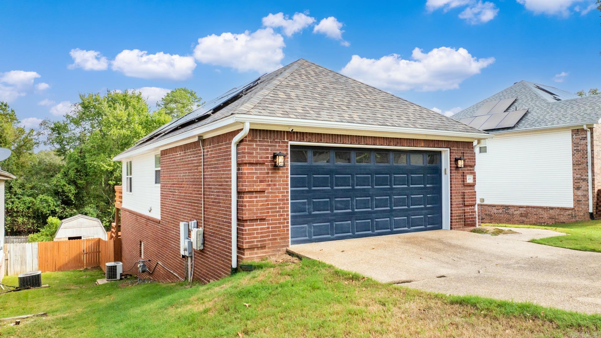 NORTH POINTE ADDN - Residential