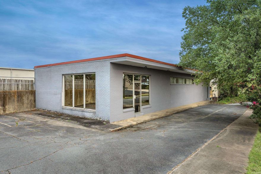 Don't miss this opportunity to start your own business in this highly sought after location.  Perfect for medical practice, salon, barber shop, or small retail shop.  This property offers an oversized reception area, exam rooms and personal office space.  The low maintenance building has in recent years added a new AC unit.  You can step right into the space or make it your own with easy renovations.  This convenient location will make it easy for patients or clients to find you just off Cantrell road on Georgia Ave. near Edward's.  Schedule your showing today!