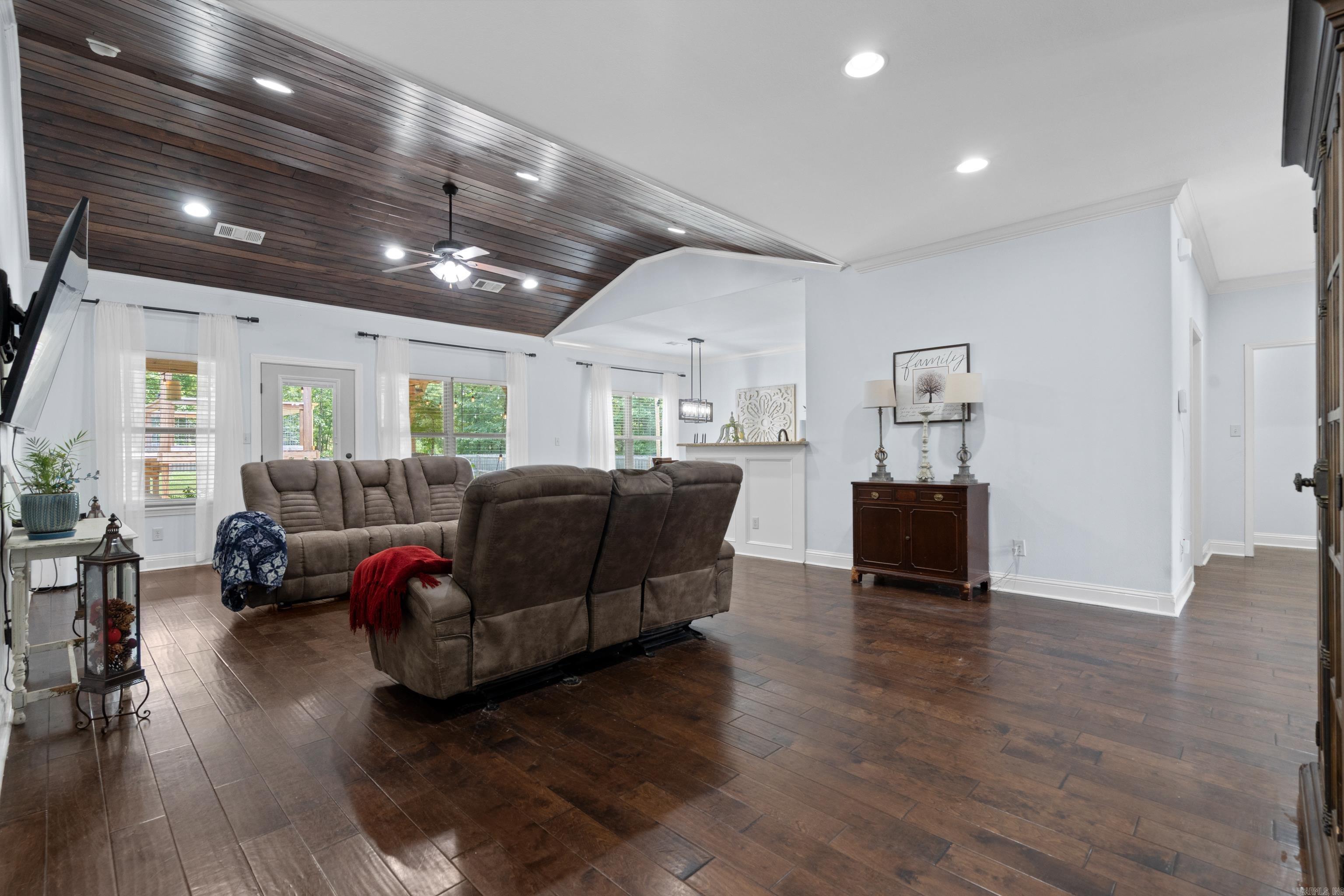ROCK CREEK RIDGE - Residential