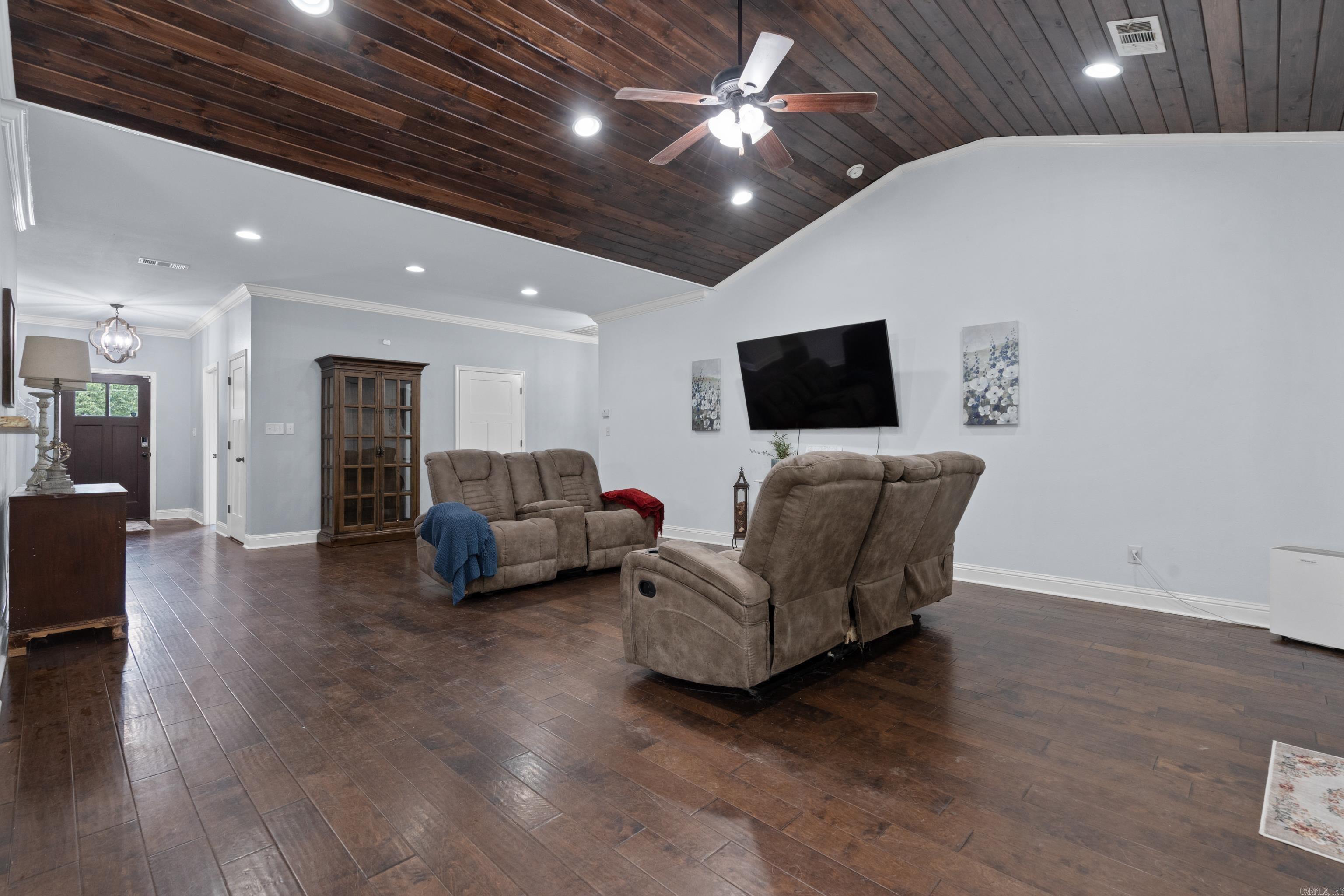 ROCK CREEK RIDGE - Residential