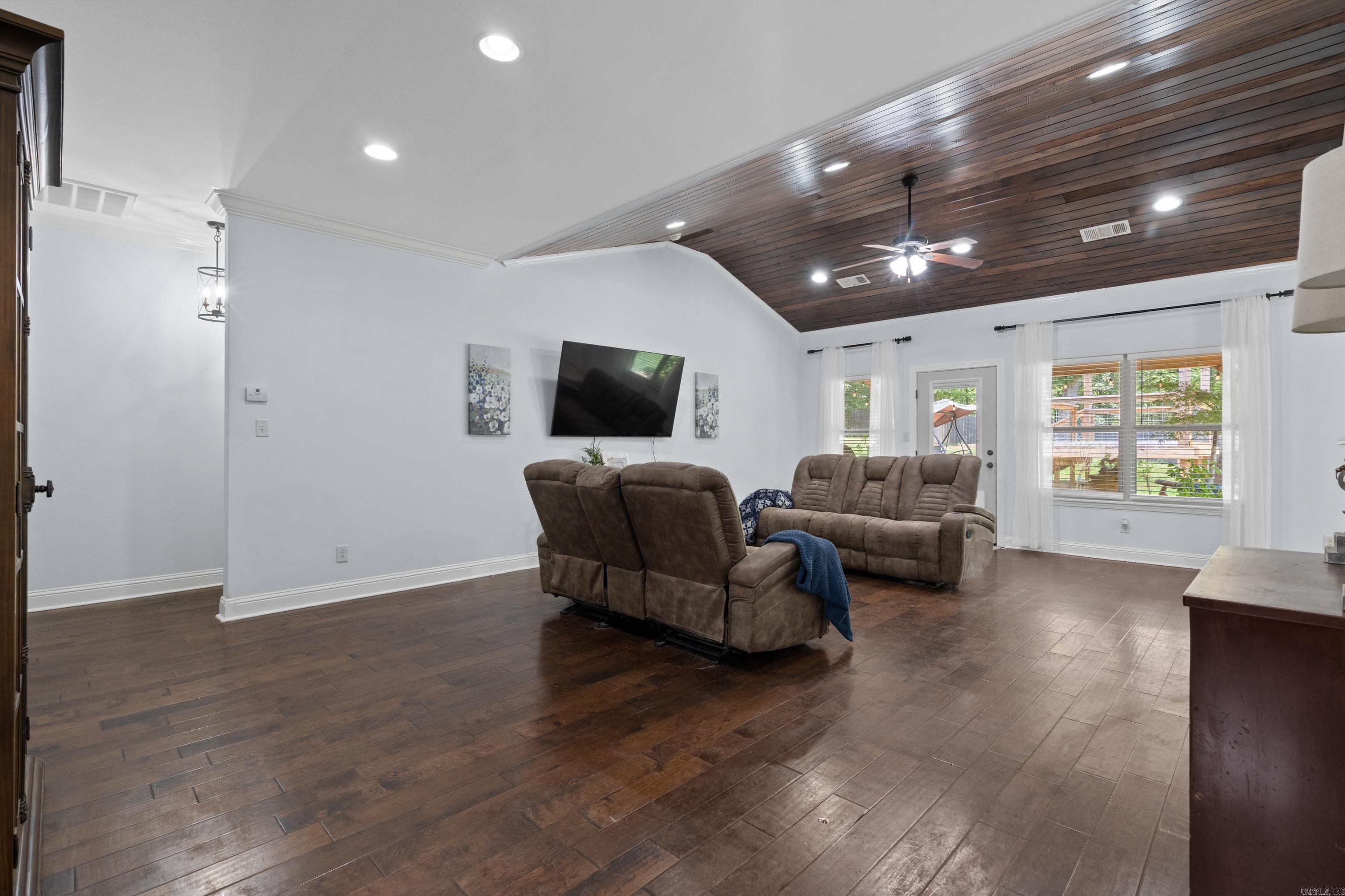 ROCK CREEK RIDGE - Residential