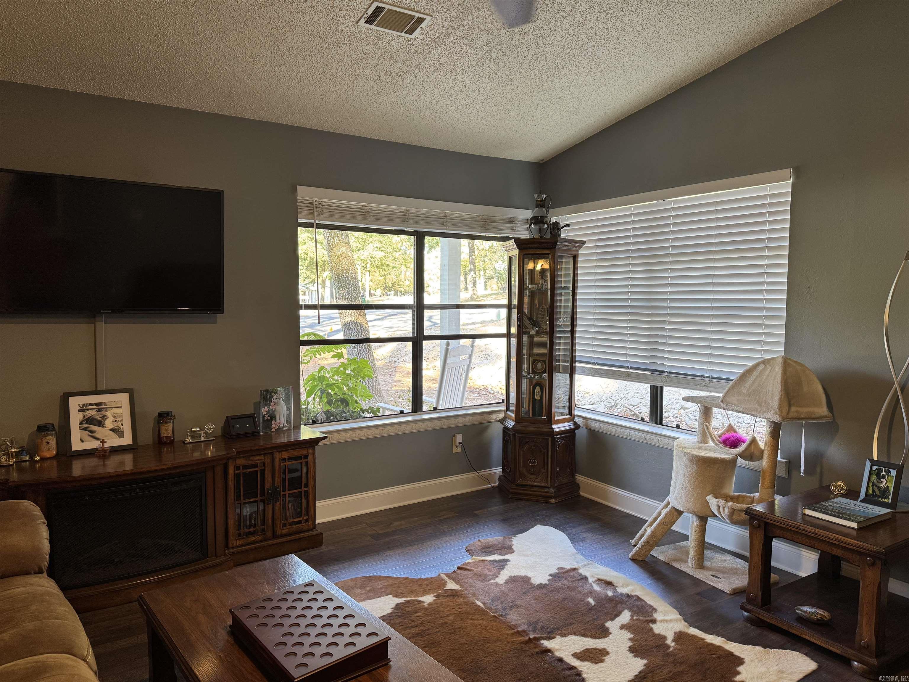 Oak Creek Village - Residential