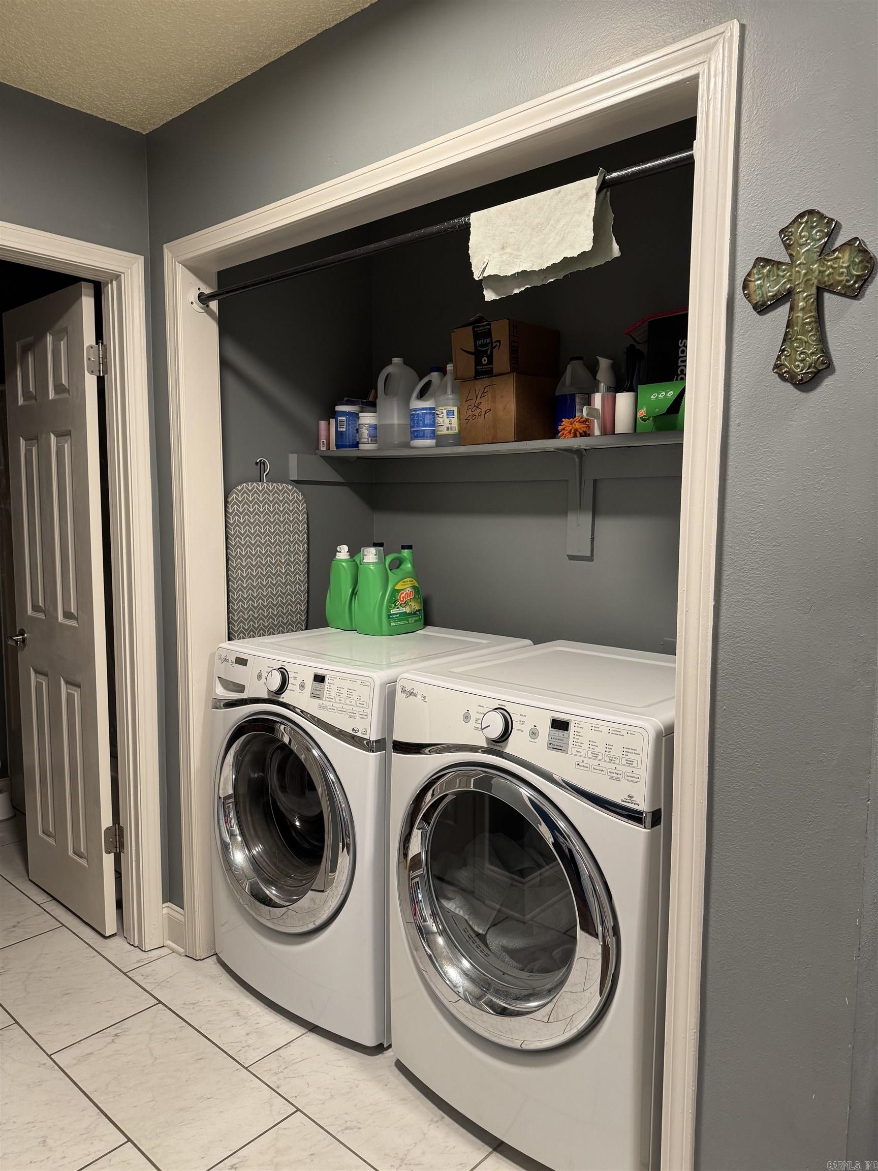 Oak Creek Village - Residential