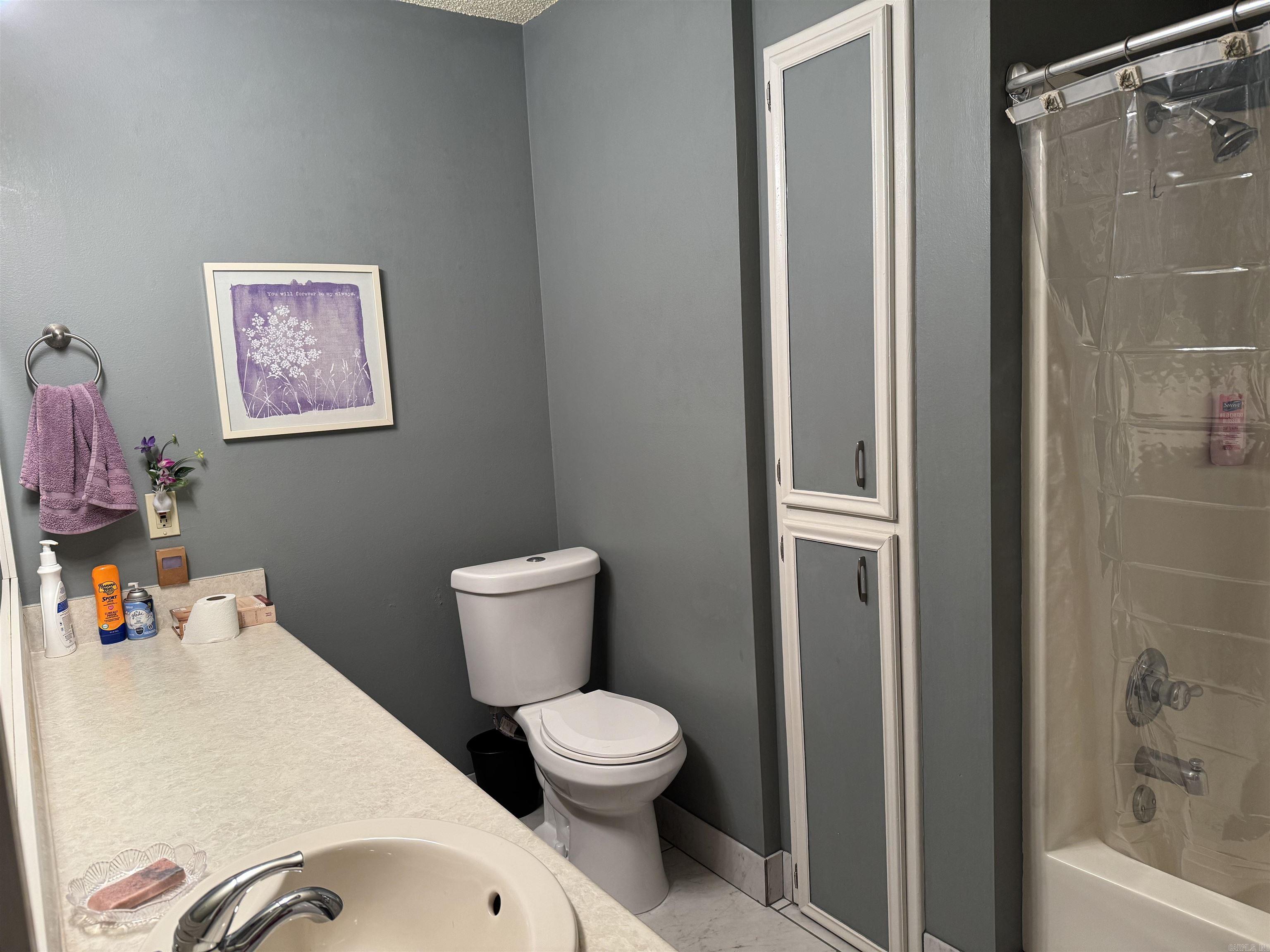 Oak Creek Village - Residential