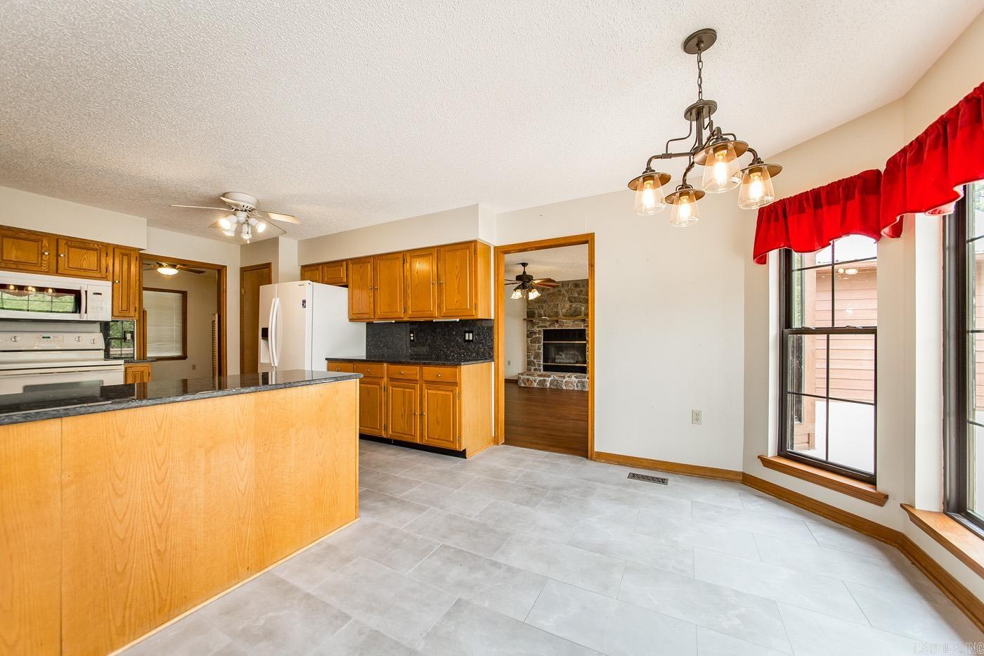 CASTLE RIDGE HEIGHTS - Residential