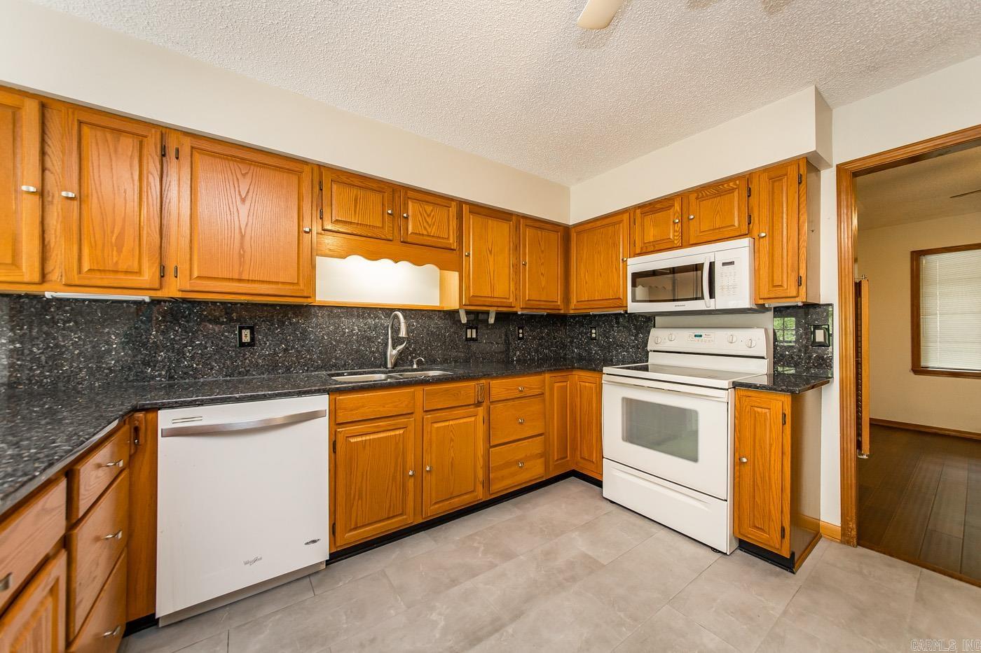 CASTLE RIDGE HEIGHTS - Residential