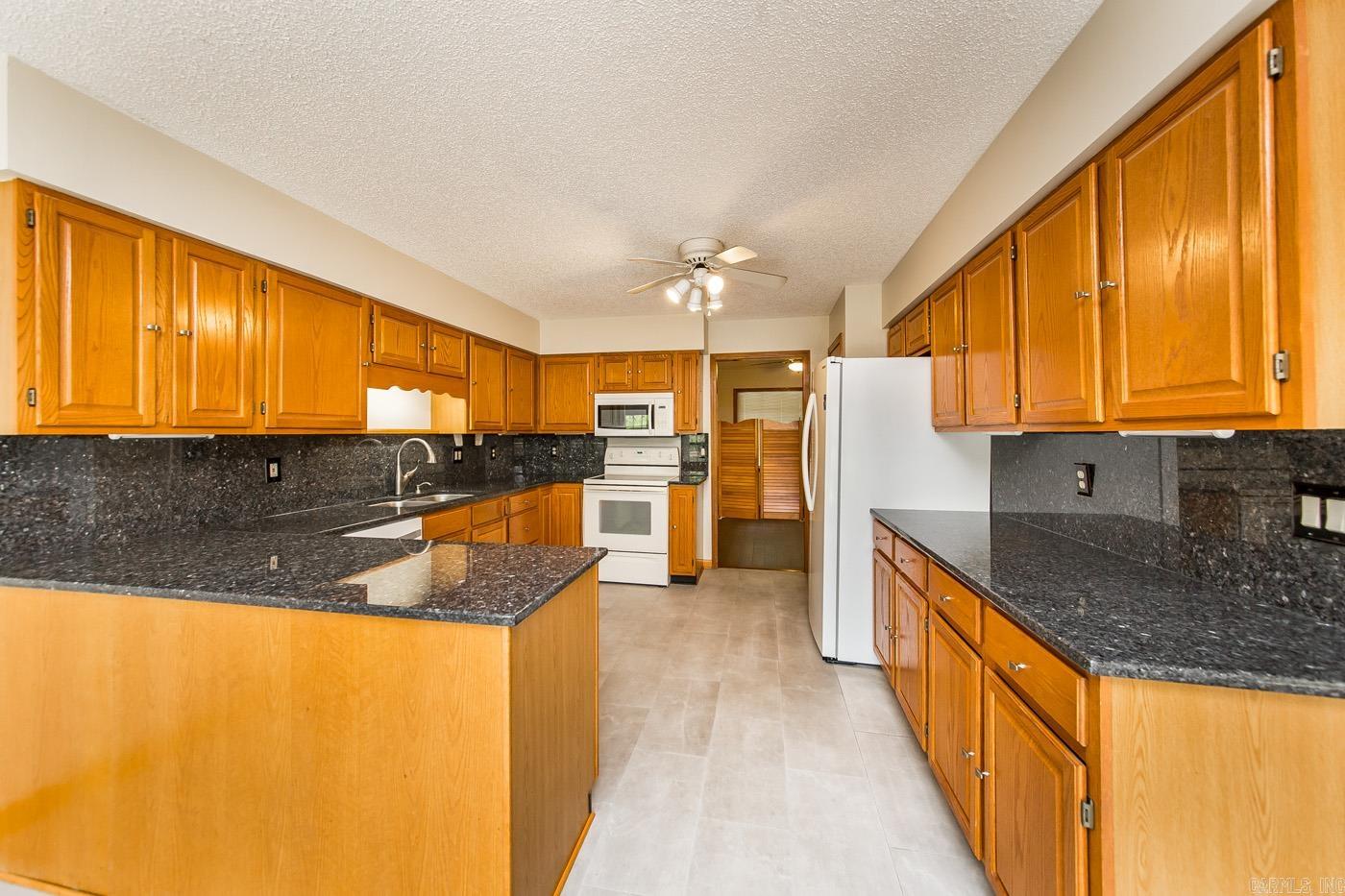 CASTLE RIDGE HEIGHTS - Residential