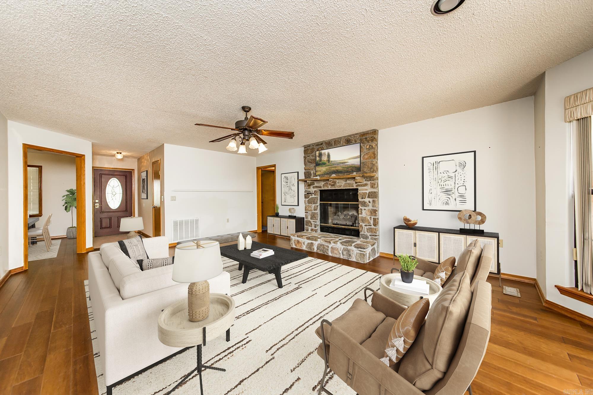 CASTLE RIDGE HEIGHTS - Residential