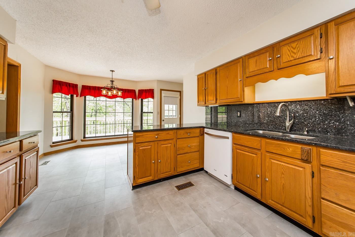 CASTLE RIDGE HEIGHTS - Residential