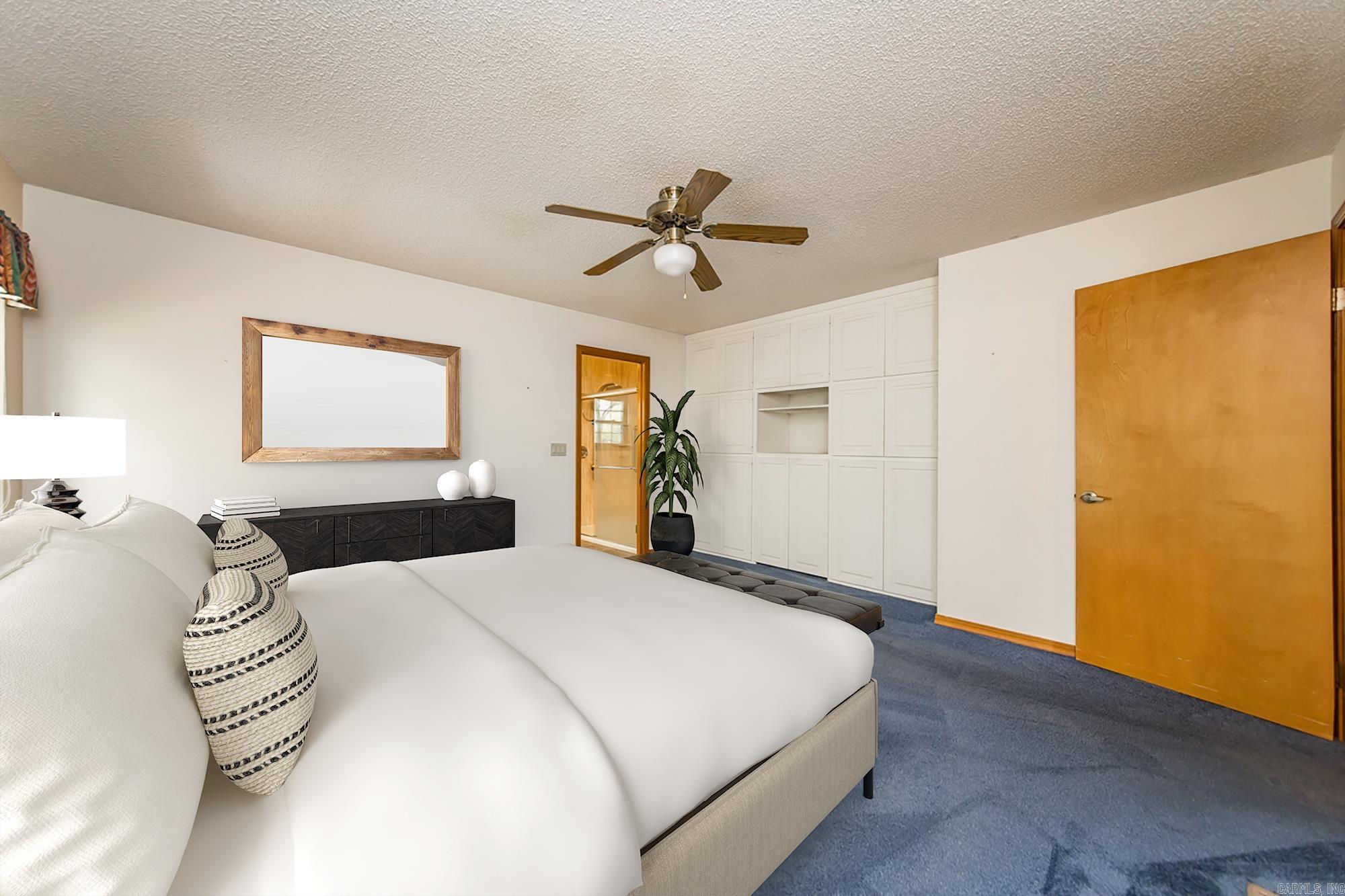 CASTLE RIDGE HEIGHTS - Residential