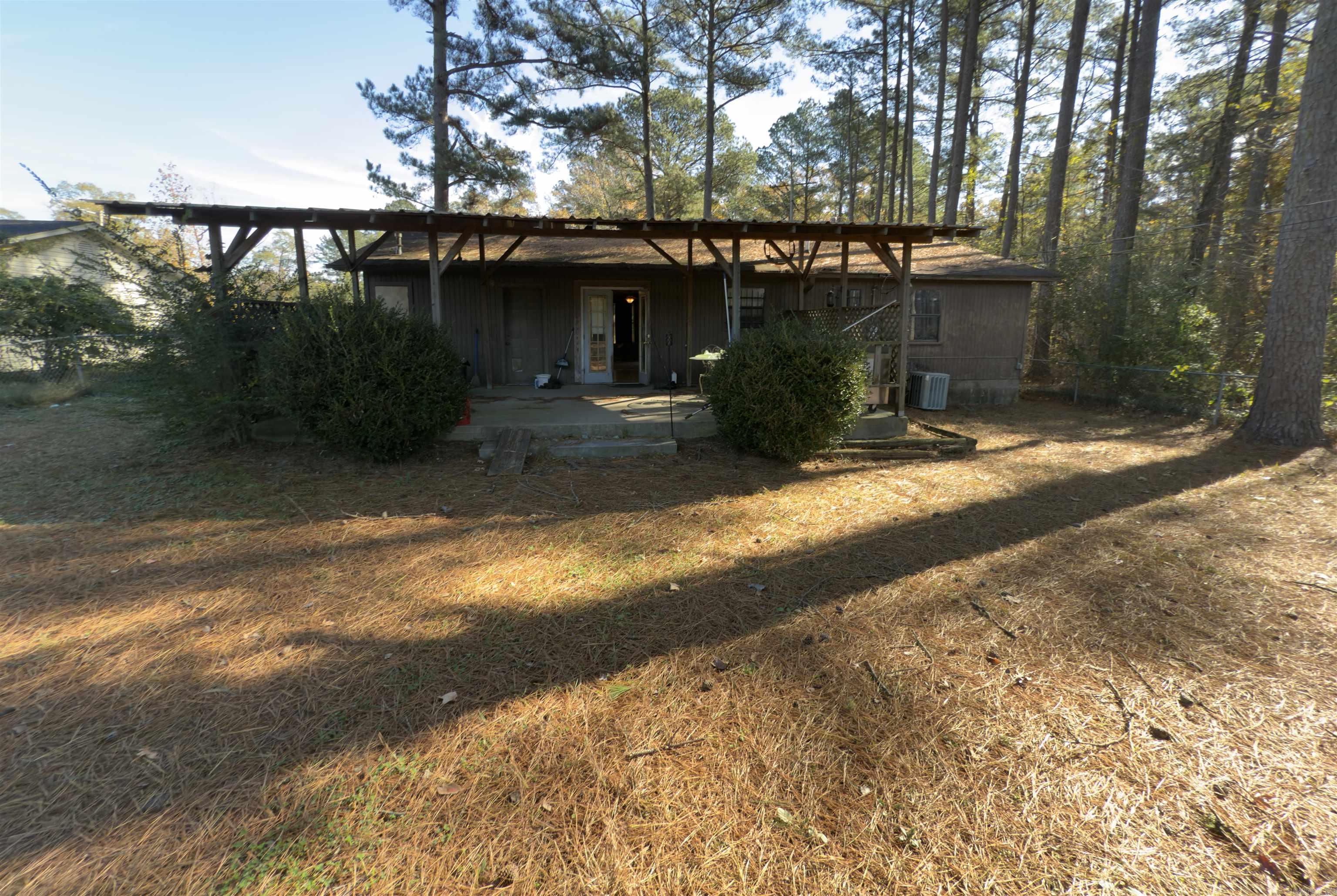 HOLLYWOOD HEIGHTS - Residential