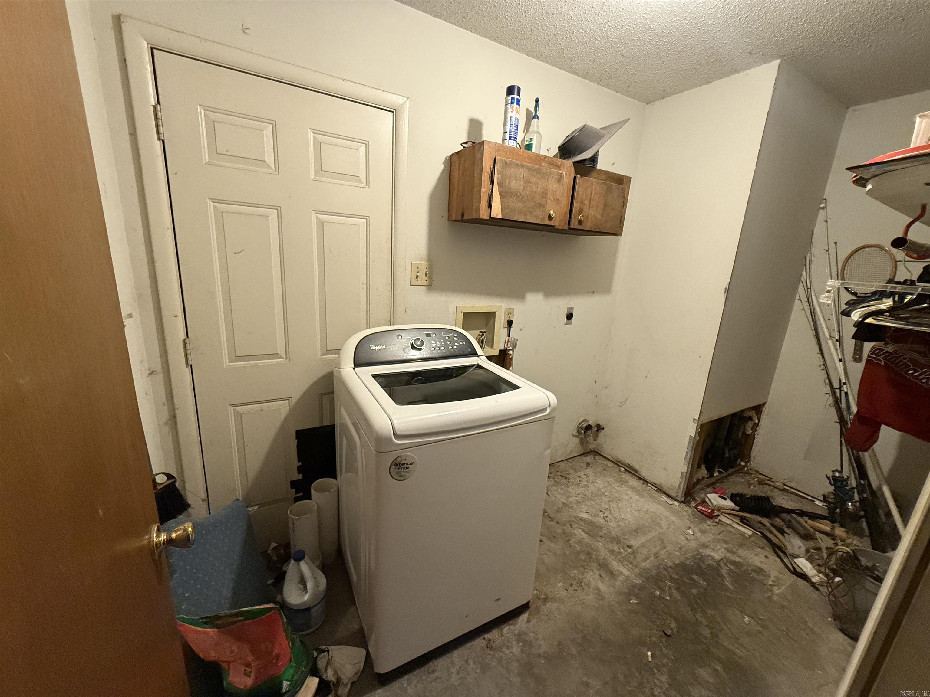 HOLLYWOOD HEIGHTS - Residential