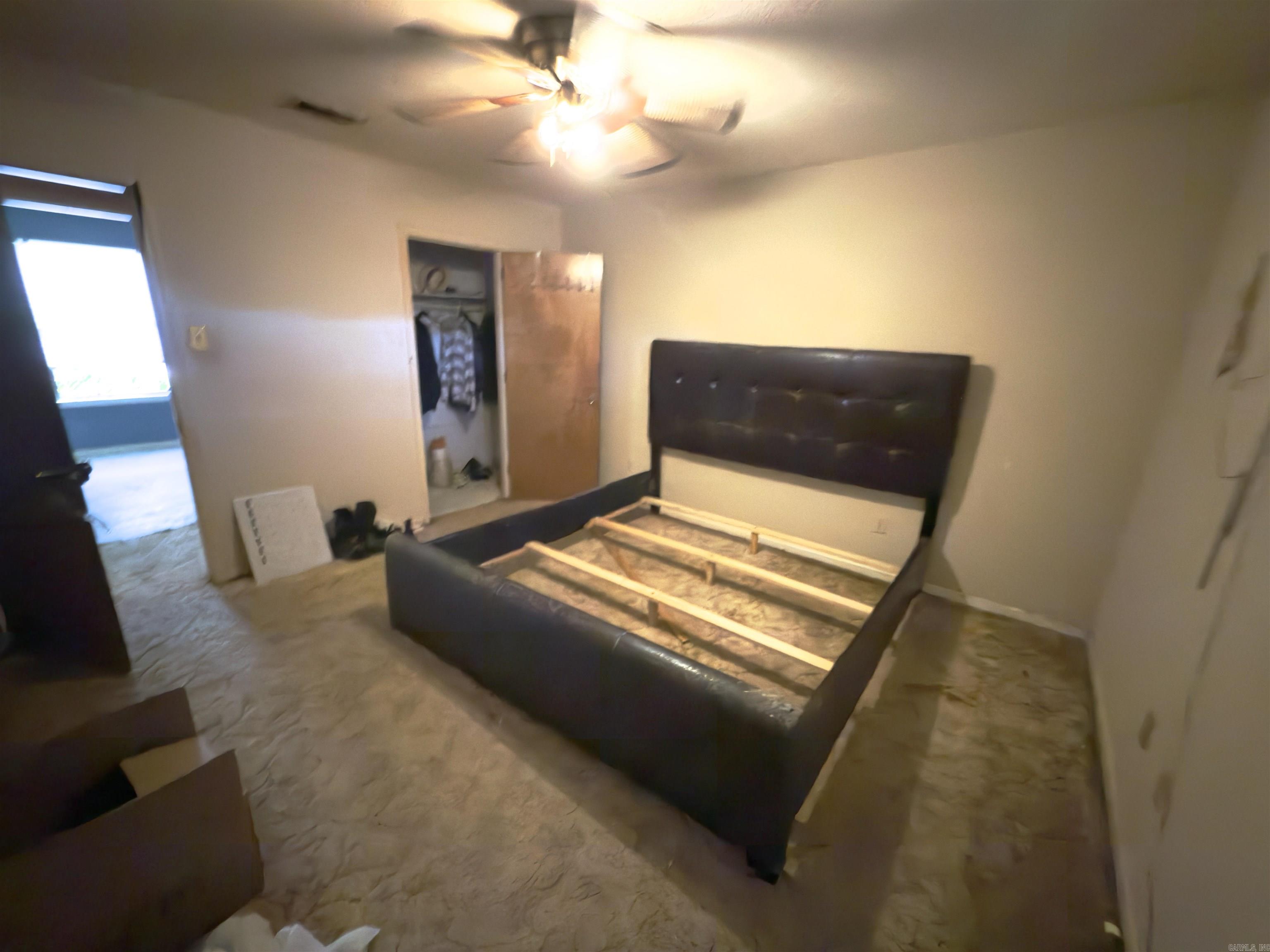 HOLLYWOOD HEIGHTS - Residential