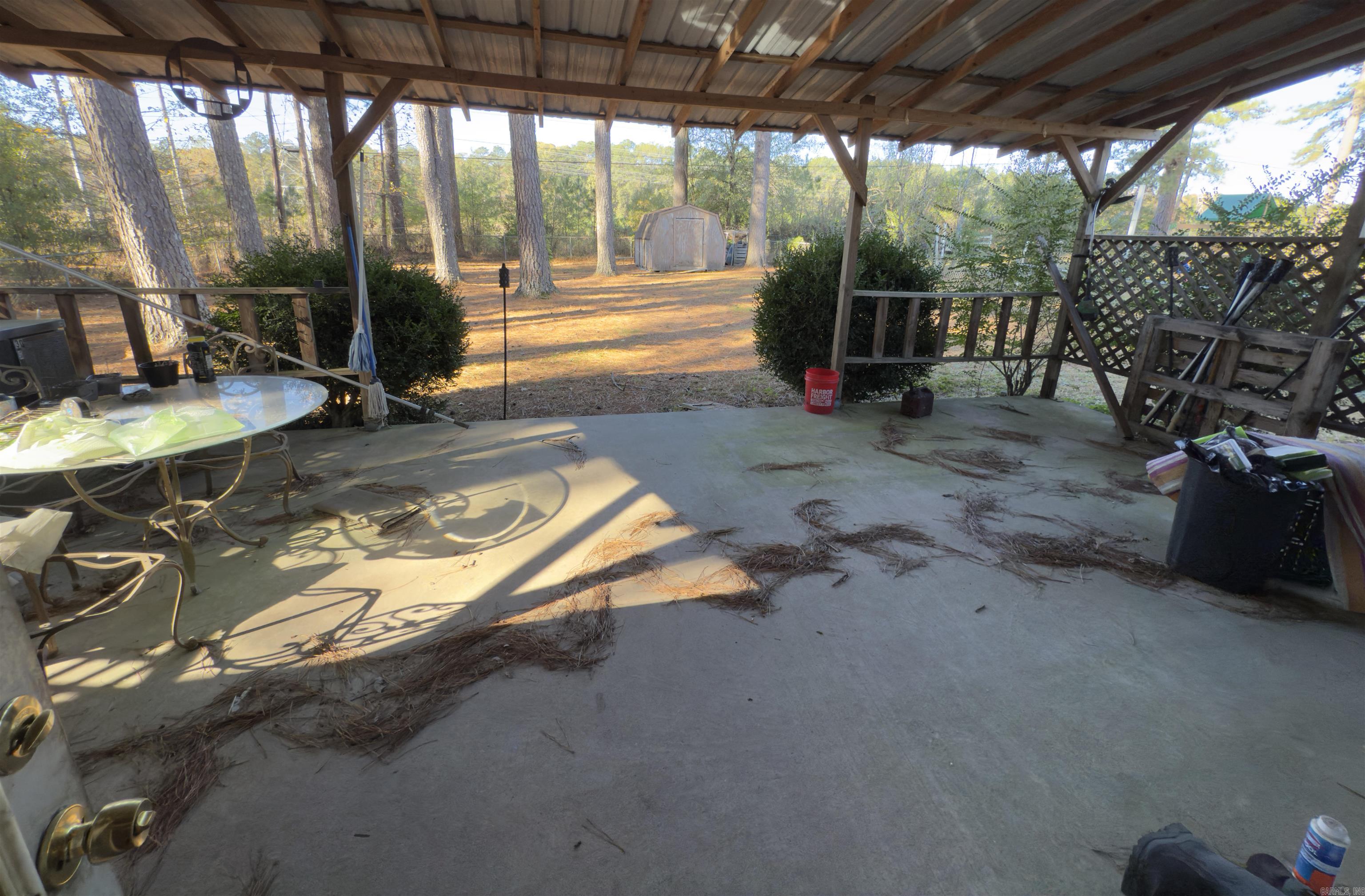 HOLLYWOOD HEIGHTS - Residential