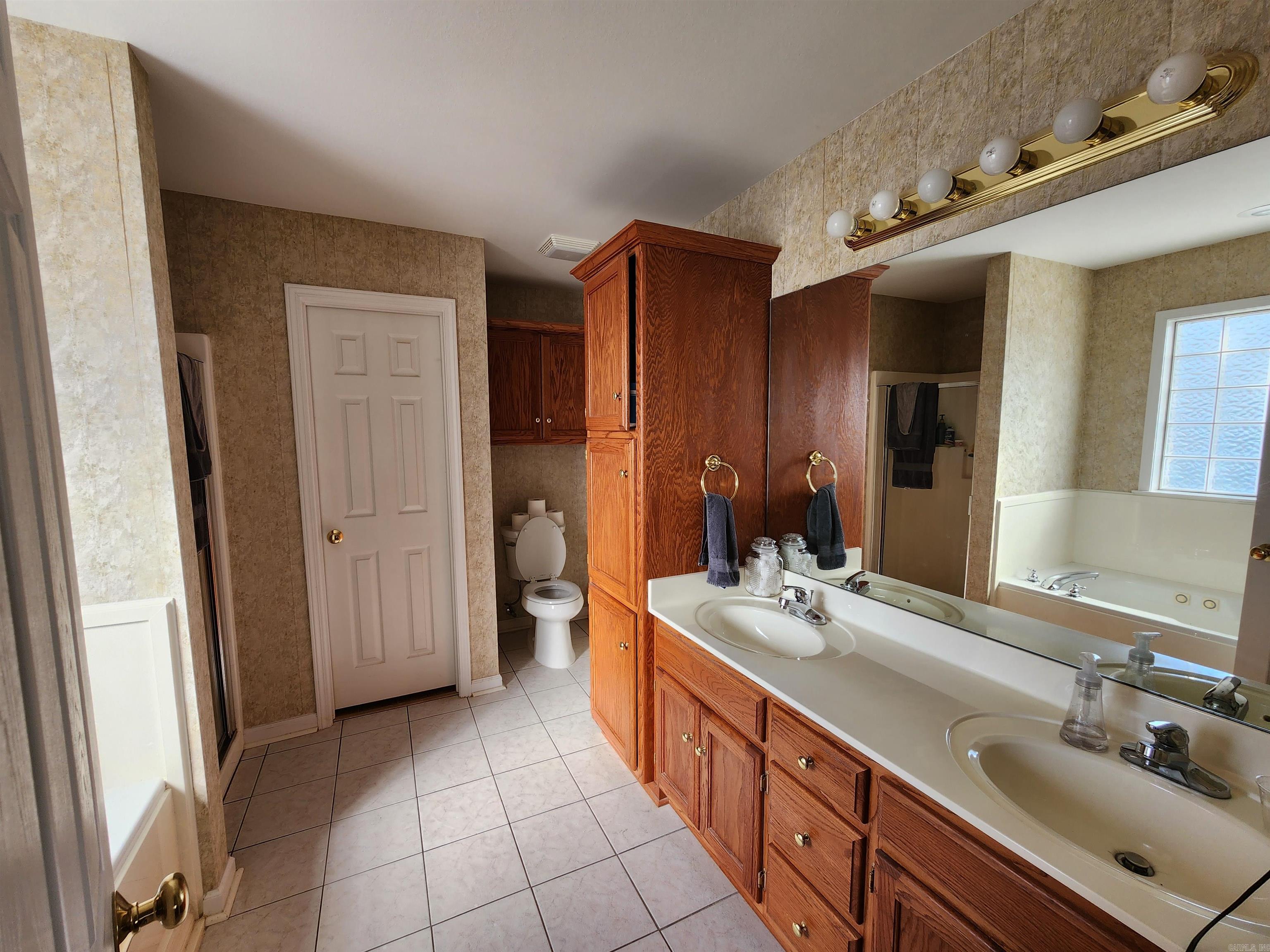 AUSTIN LAKES ADDN - Residential