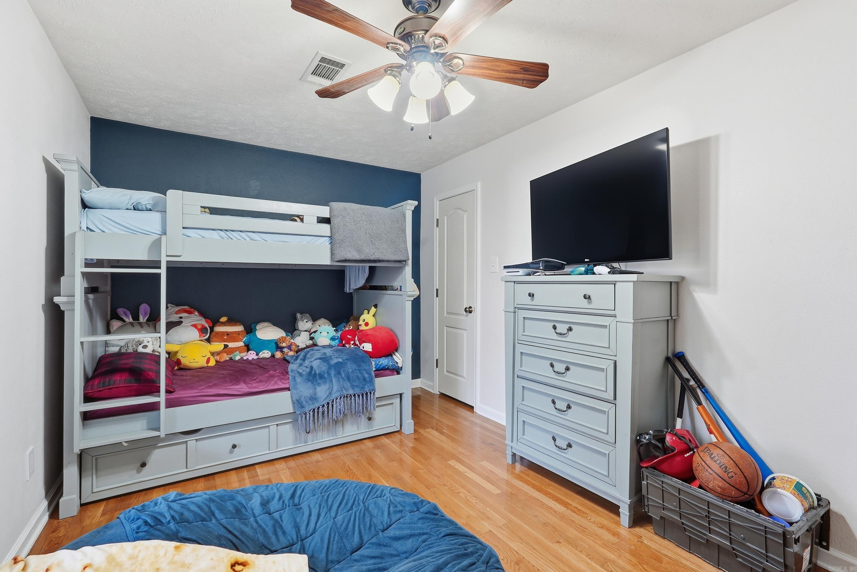 North Cadron Overlook - Residential