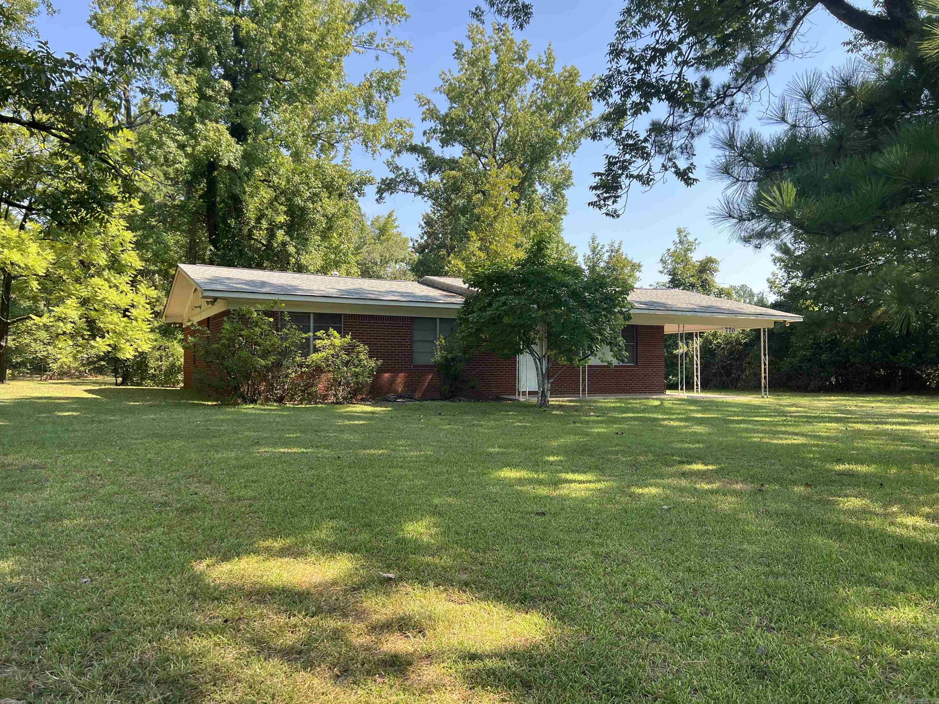 This well-maintained 3BR, 1BA property is located on 4 beautiful acres and is waiting on someone to make it their home. This house has a new roof and is just minutes away from Harmony Grove School, and 10 minutes from Downtown Camden.