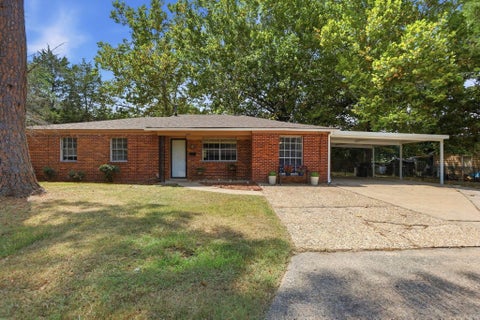 Photo of 309 Janice Street ST, Jacksonville, AR 72076 (MLS # 26042313)