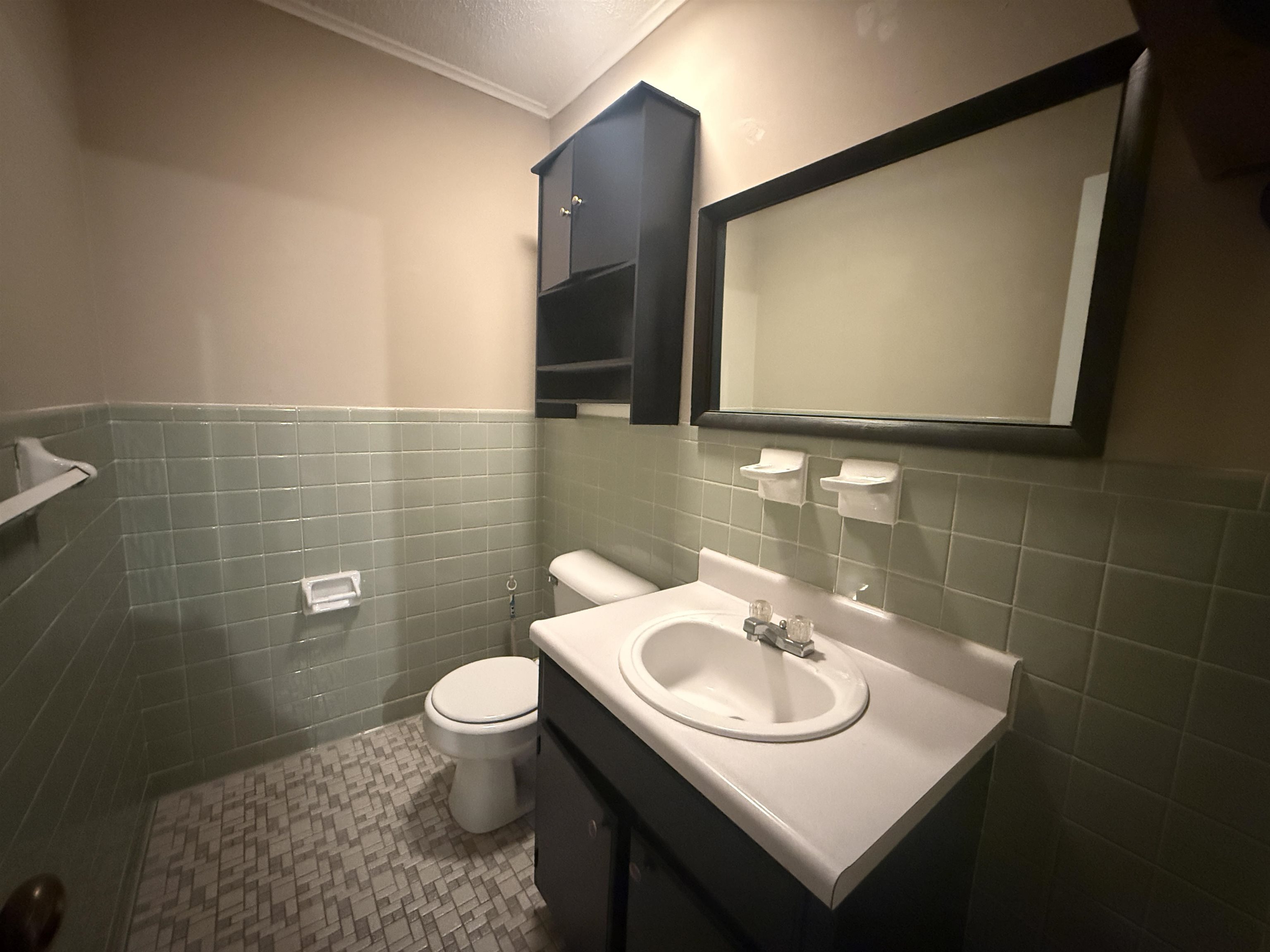 Crow Second - Residential Lease