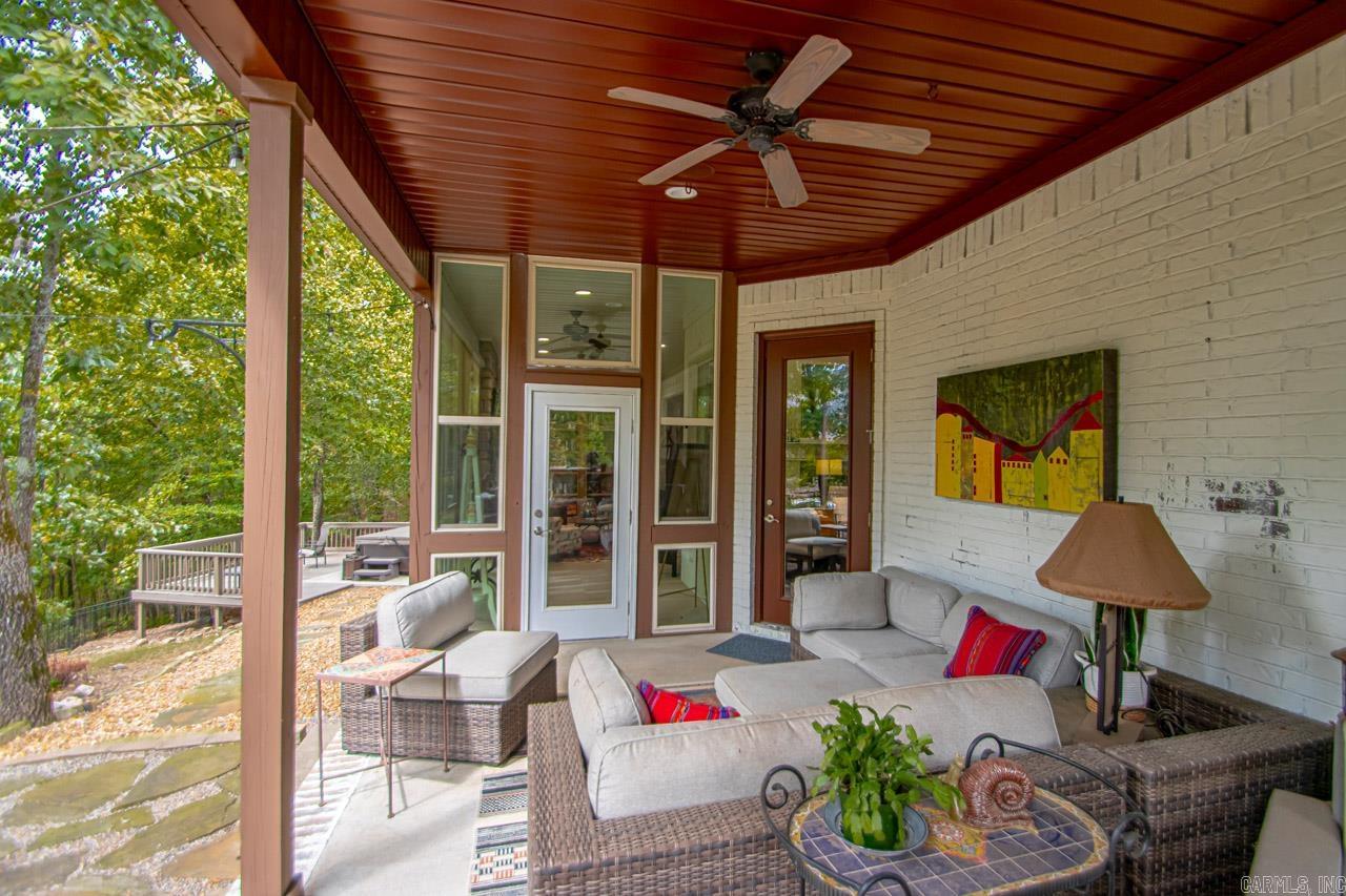 WOODLANDS EDGE - Residential