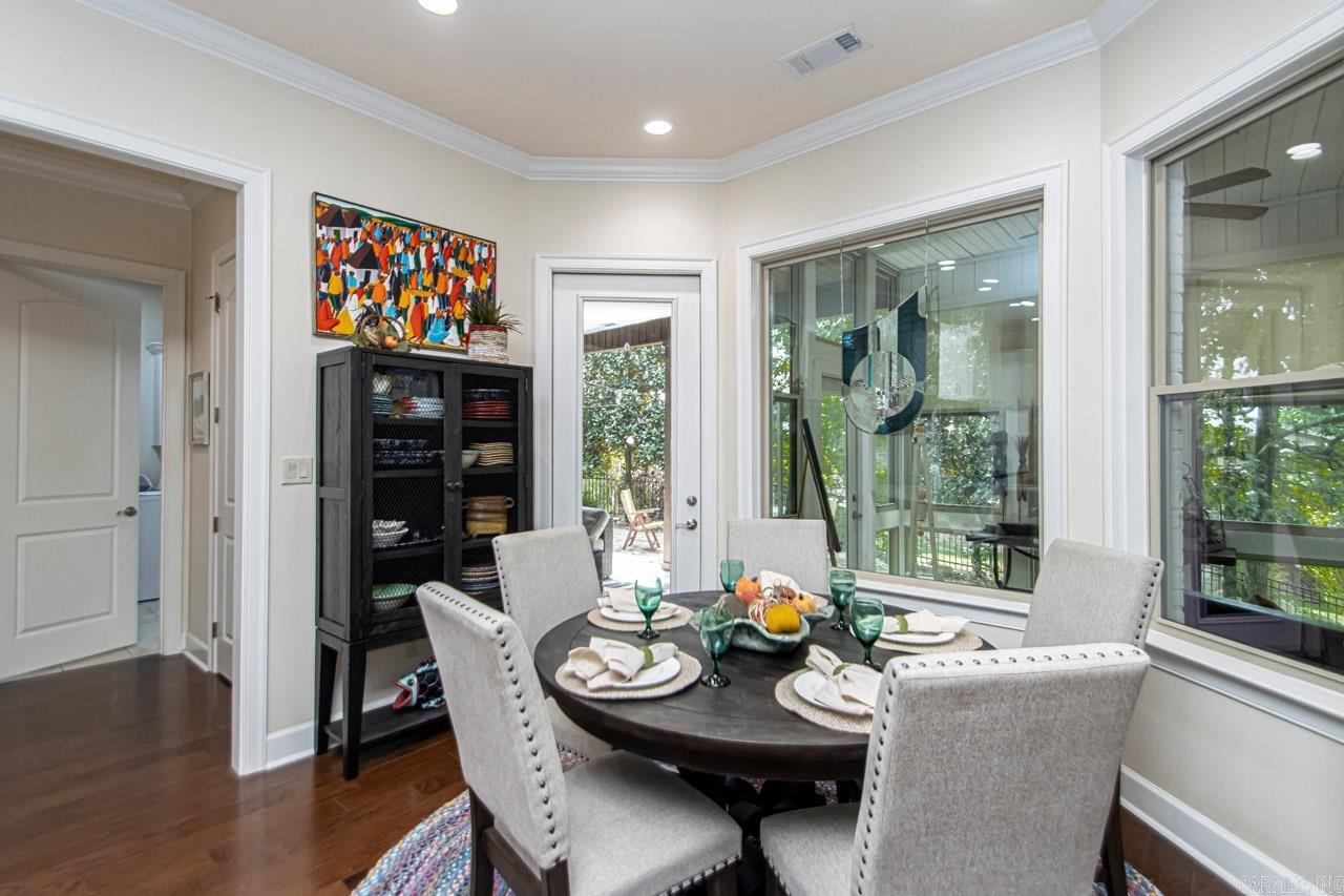WOODLANDS EDGE - Residential