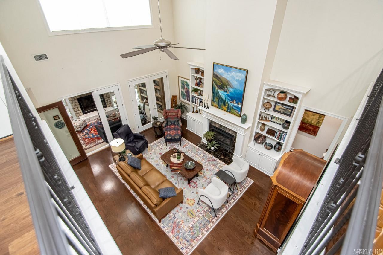 WOODLANDS EDGE - Residential