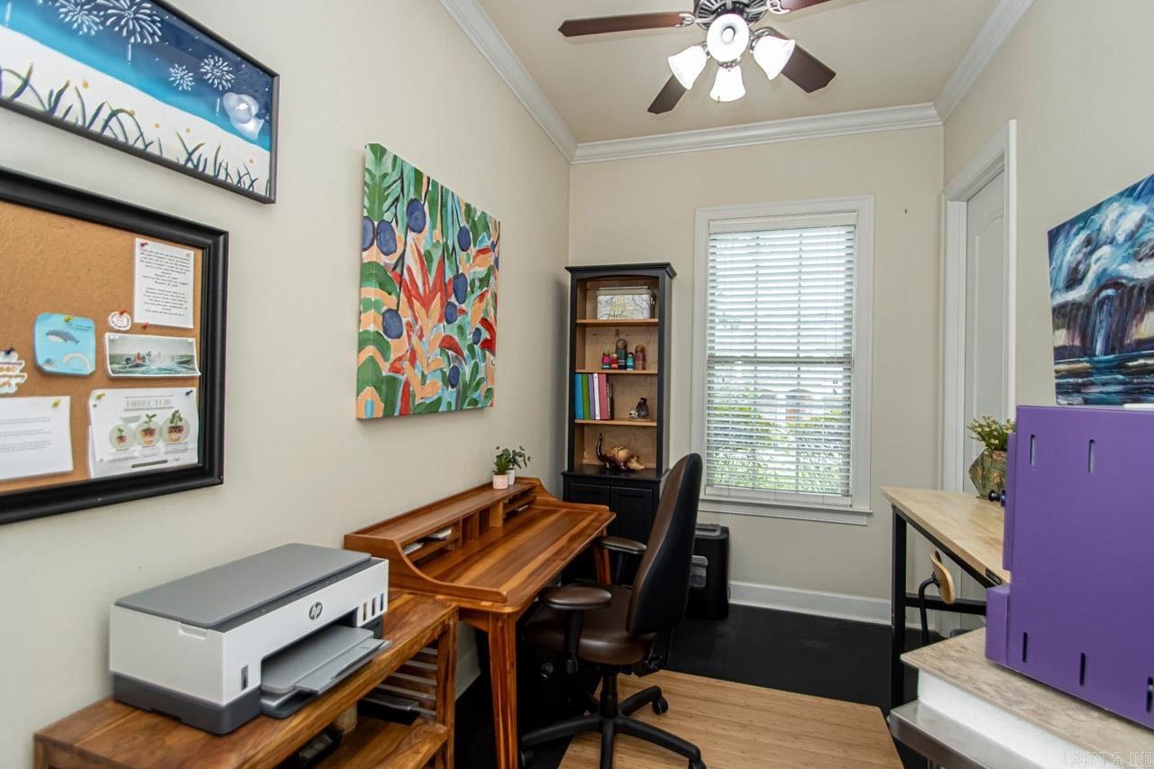 WOODLANDS EDGE - Residential